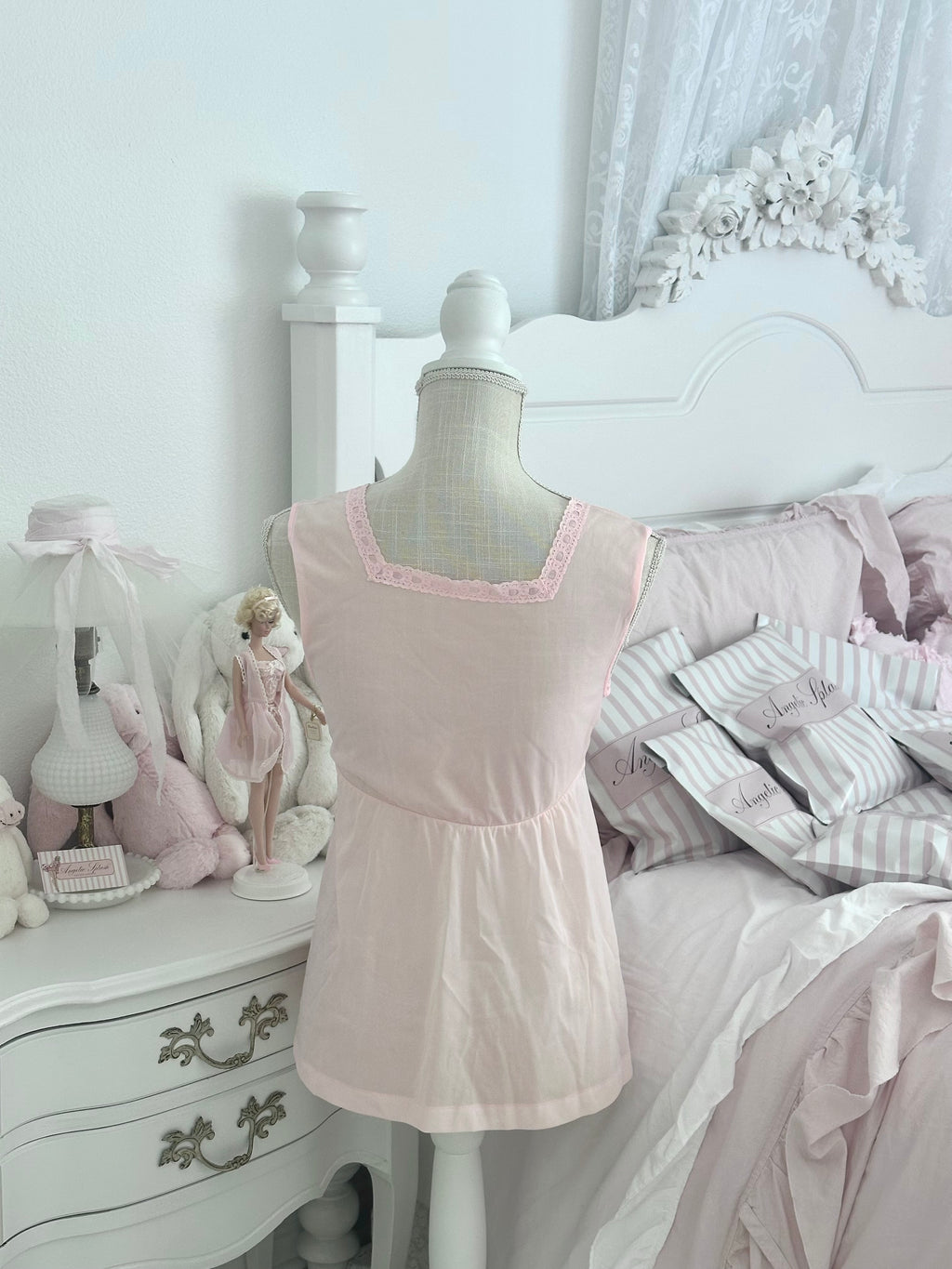 Authentic 1950s Formfit Rogers Pink Nylon Milkmaid Cami Top Size: XS/S