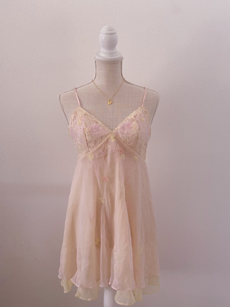 Vintage 1990s Victoria's Secret shabby chic babydoll and robe set size: S/M