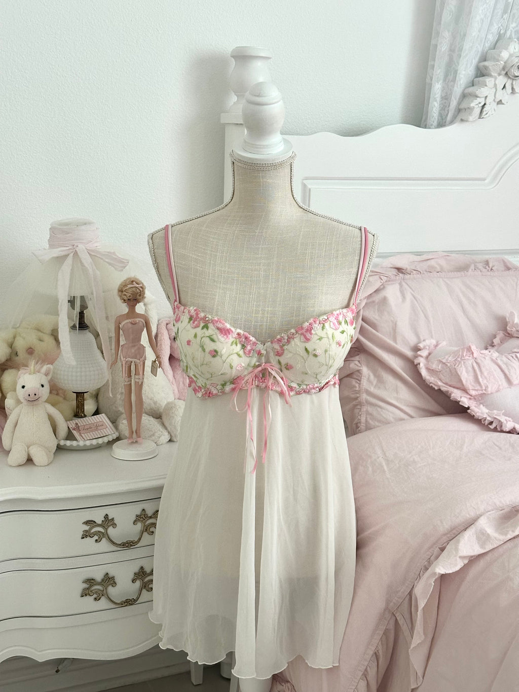 Vintage 2000s Delicates White Fairy Babydoll Dress Pink & Green Floral Size: L
