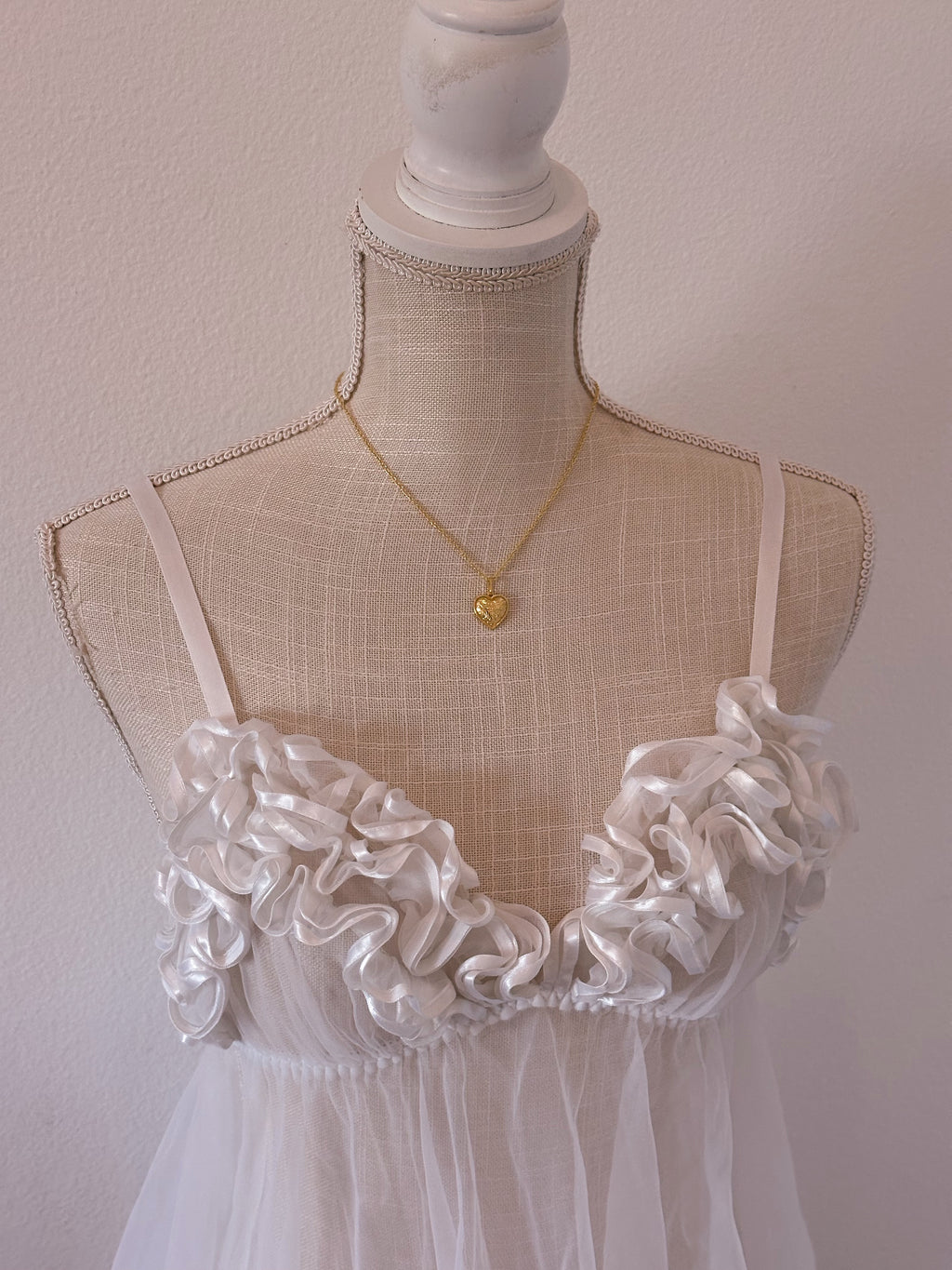 Vintage 1990s Fredricks of Hollywood white sheer babydoll top size: M