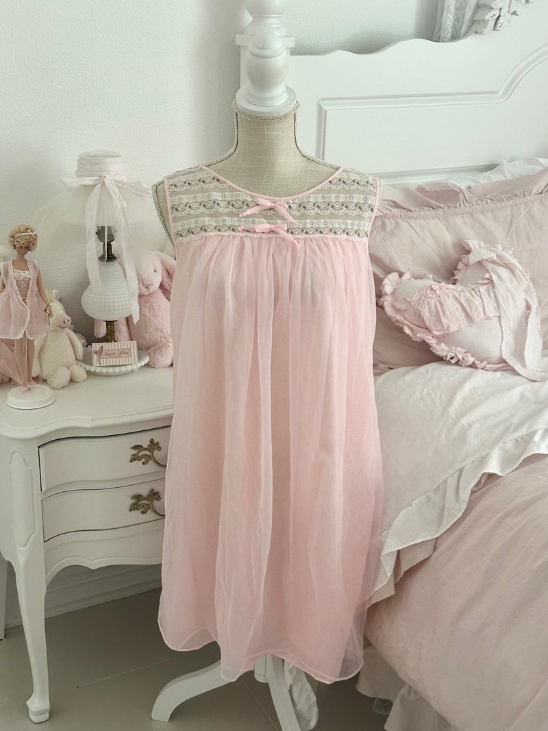 Vintage 1950s Pink Nylon Babydoll Dress Made in USA Size: M