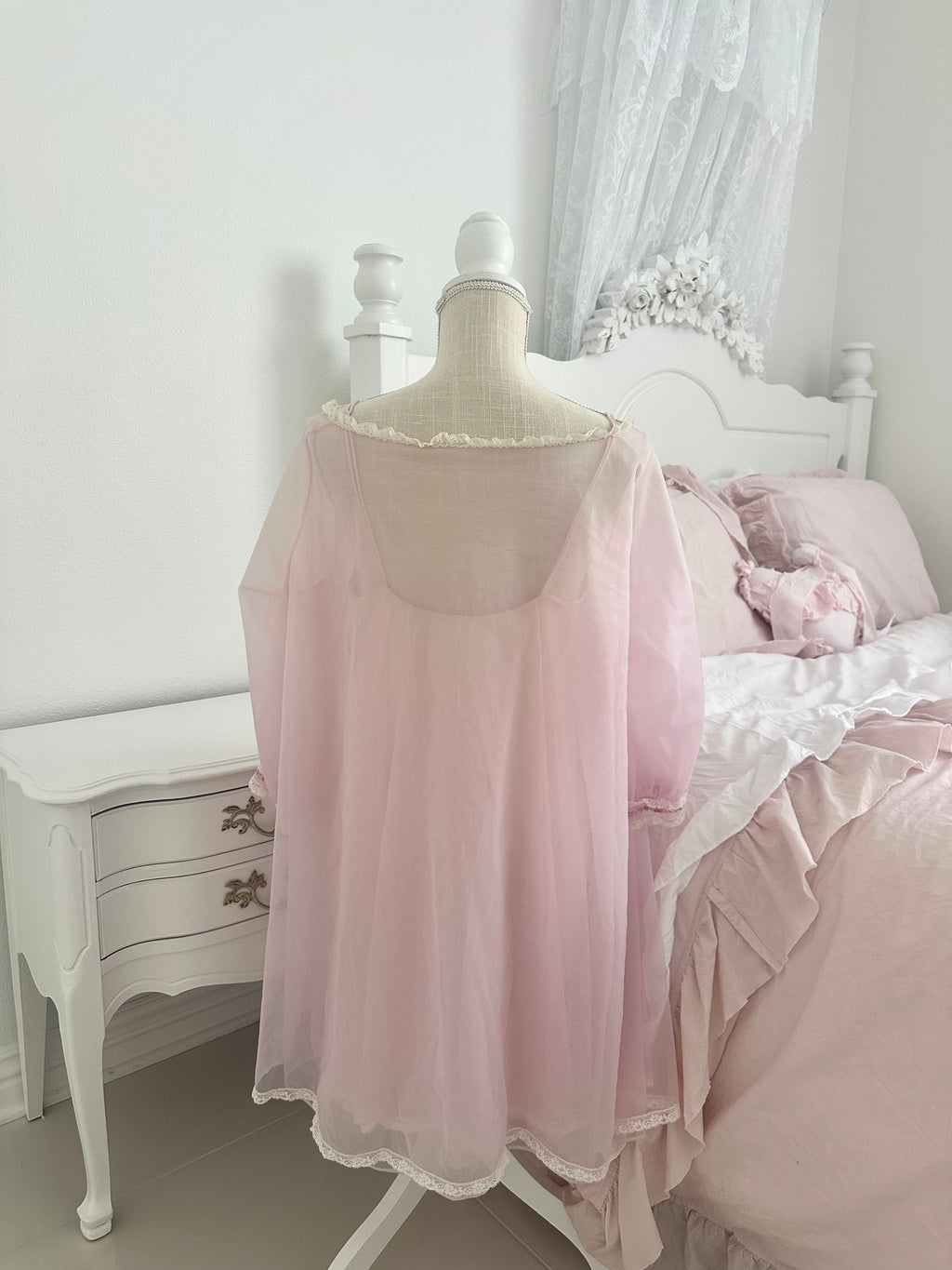 Authentic 1950s Pink Nylon Floral Nightgown & Matching Robe Set Size: S