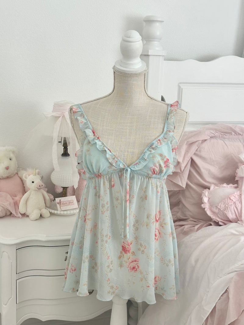 Vintage 2004 Victoria’s Secret Blue Floral Ruffle Cami Top Size: S