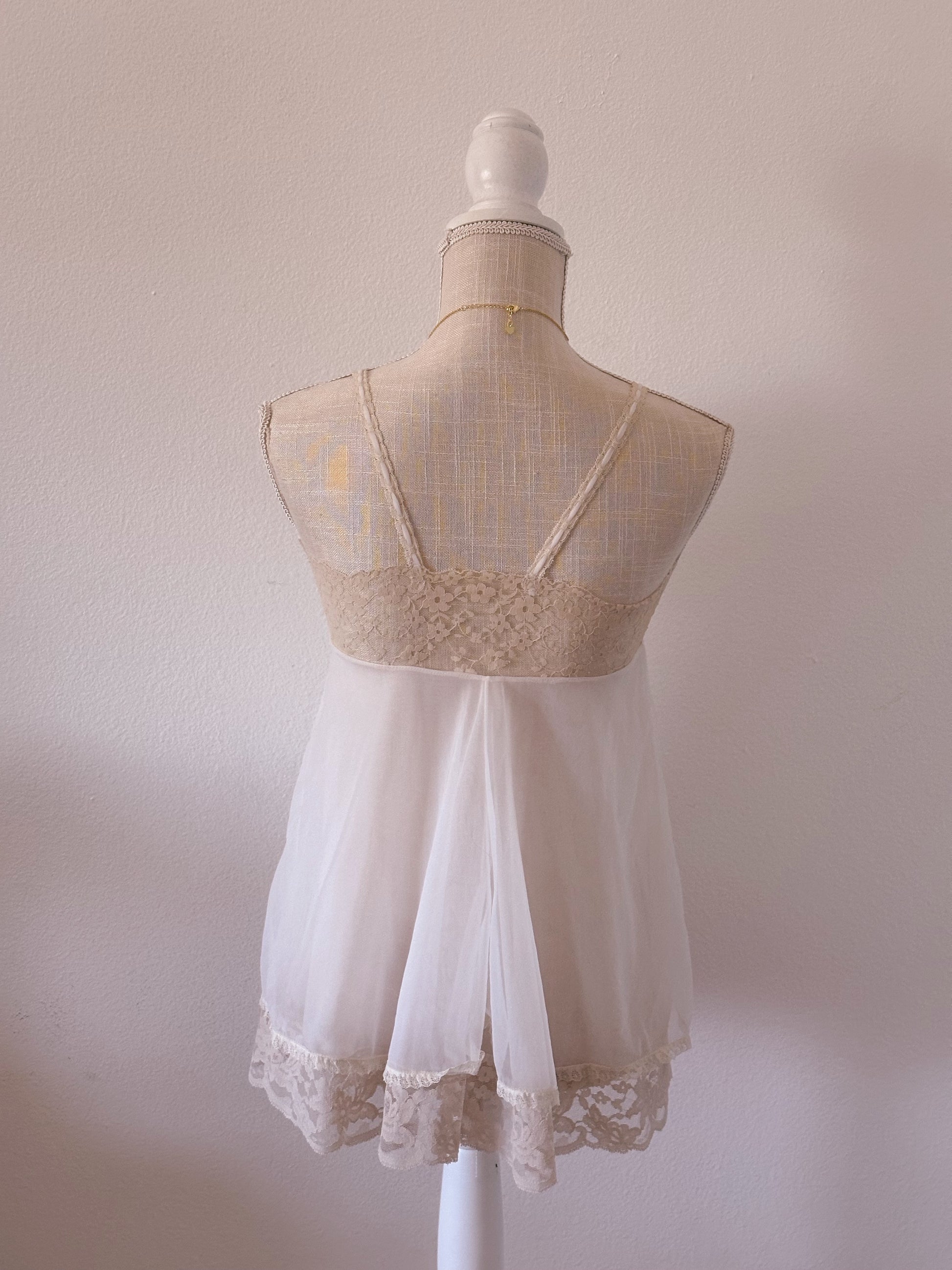 Vintage 2 piece white 1950s babydoll set size: XS/S