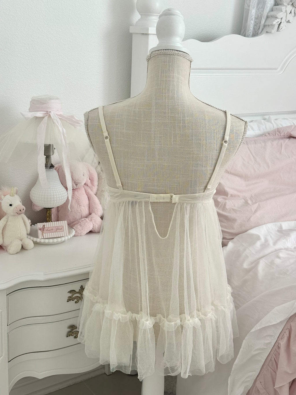 Vintage 2010 Victoria’s Secret White Bridal Babydoll Size: 34B