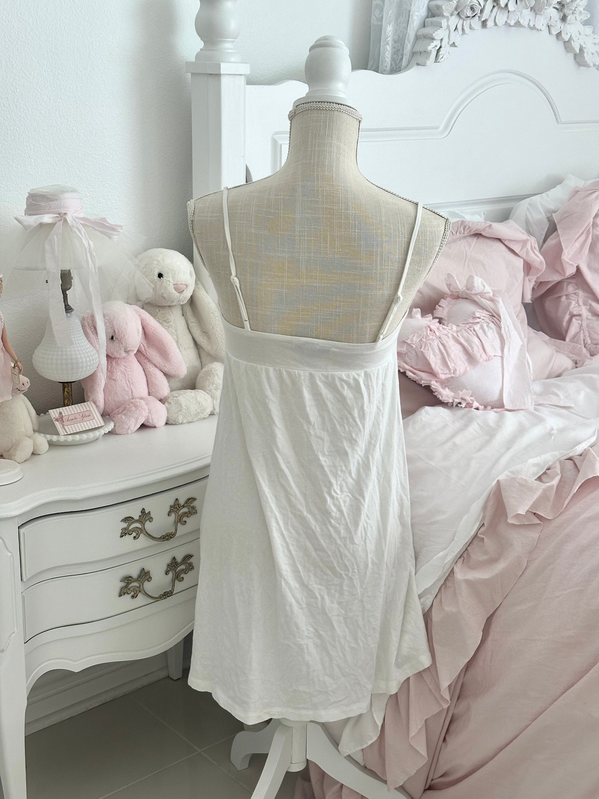 Vintage 2010 Victoria’s Secret White modal Cotton Nightgown Size: S