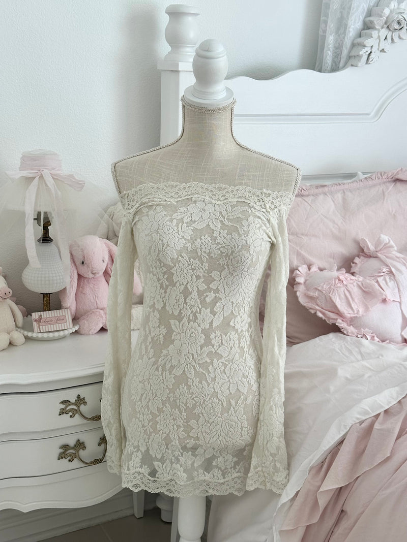 Vintage 2001 Victoria’s Secret White Sheer Lace Long Sleeve Slip Dress Size: S