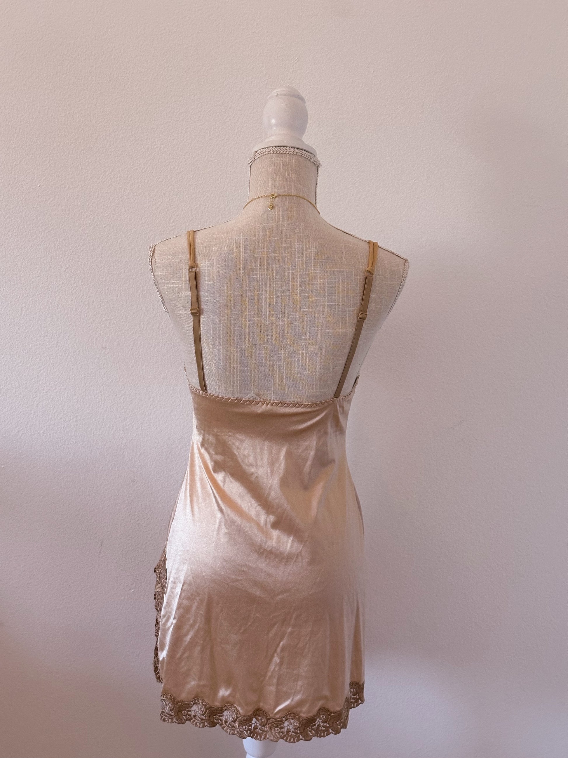 Vintage 1998 Victoria's Secret Gold Babydoll slip dress size: 34 B