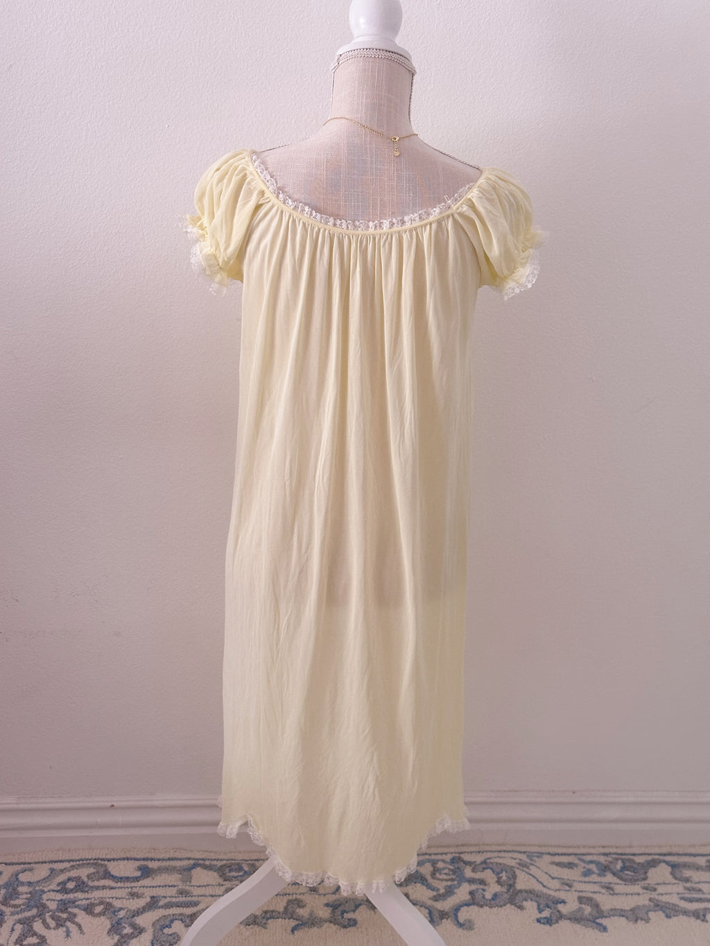 Vintage 1960s yellow peignoir night gown slip dress size: M