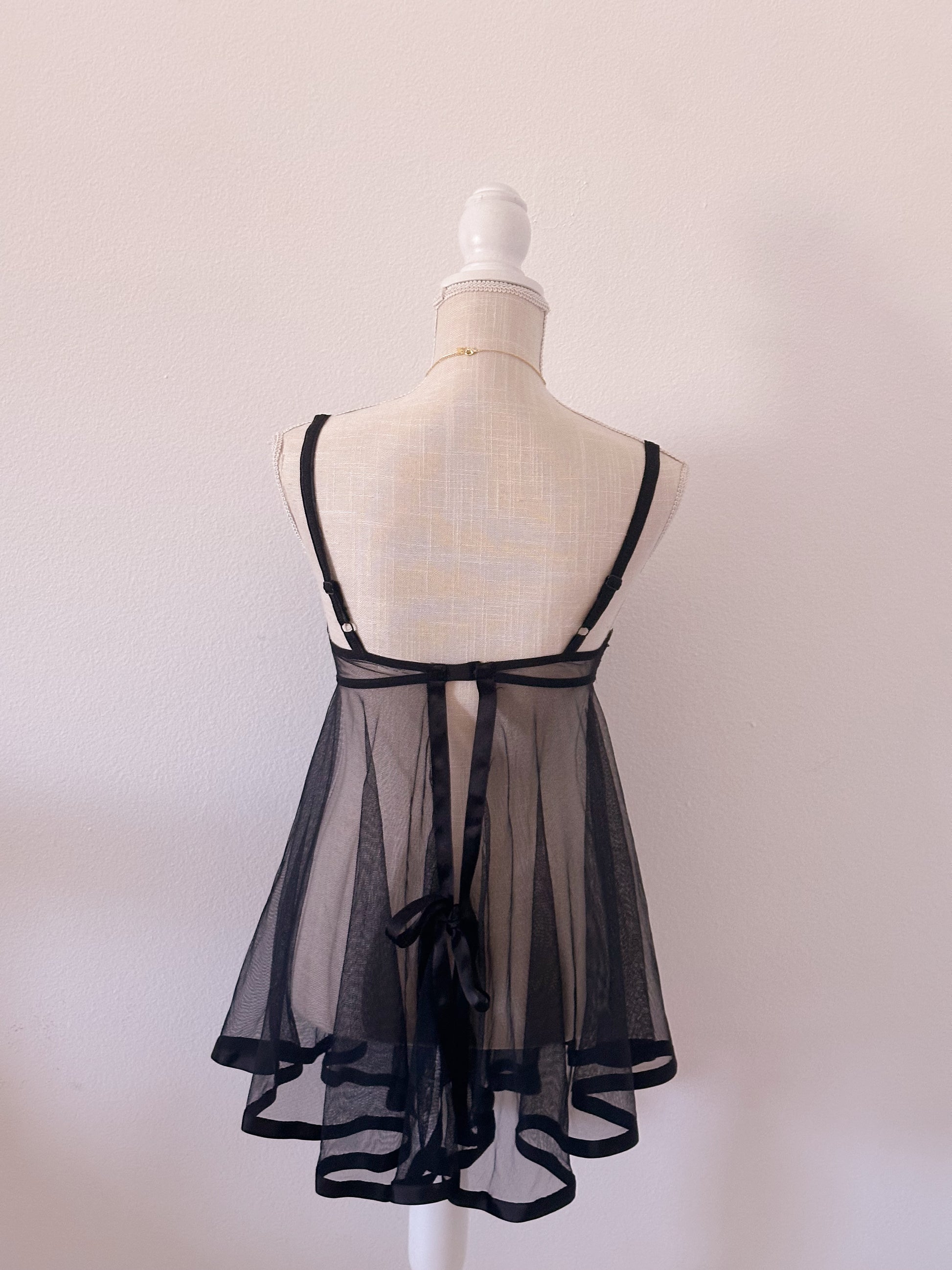 Vintage Victoria's Secret black floral fairy babydoll slip dress size: 34 B