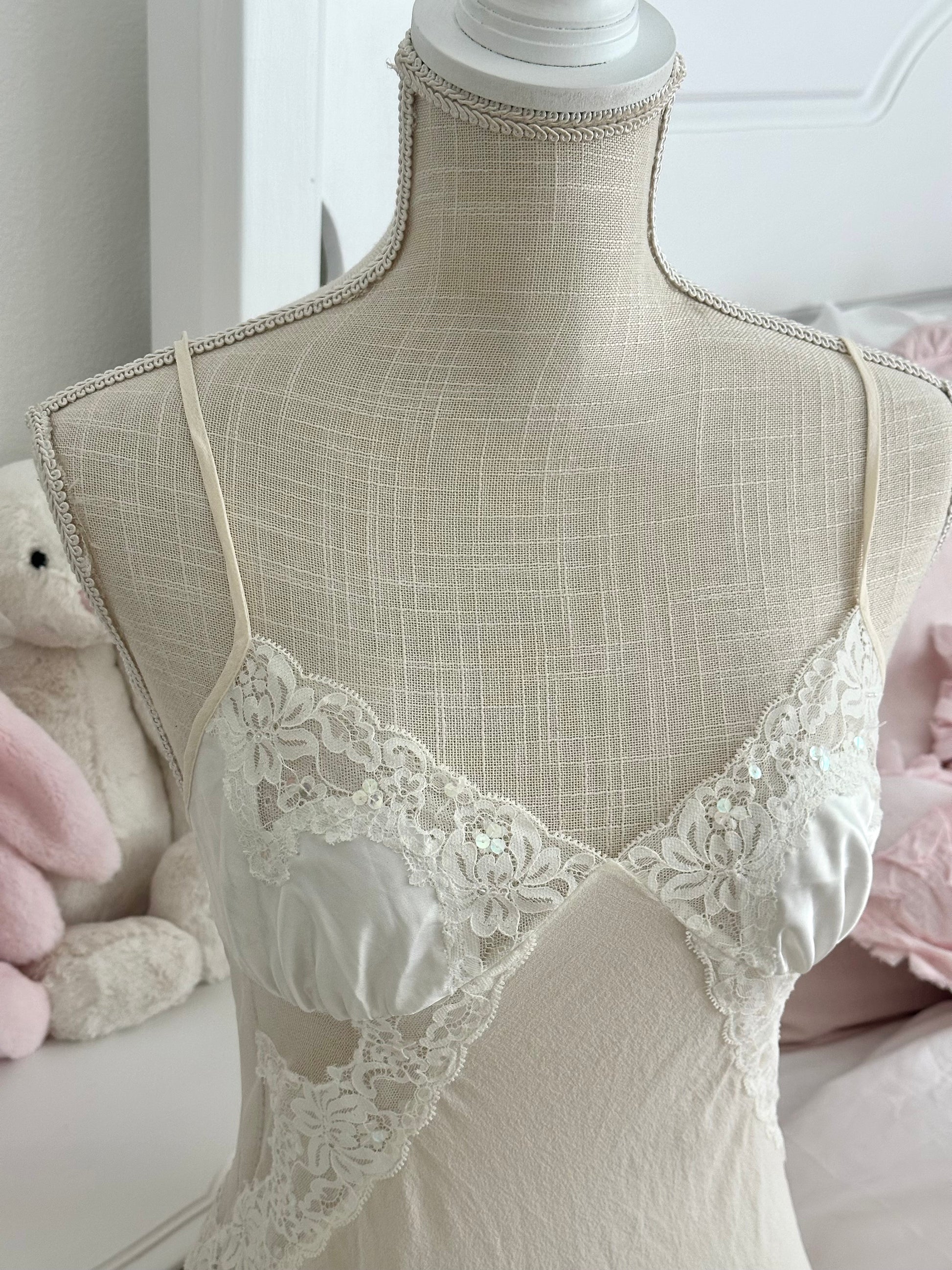 Vintage 2002 Victoria’s Secret White Silk Babydoll Slip Dress Size: XS
