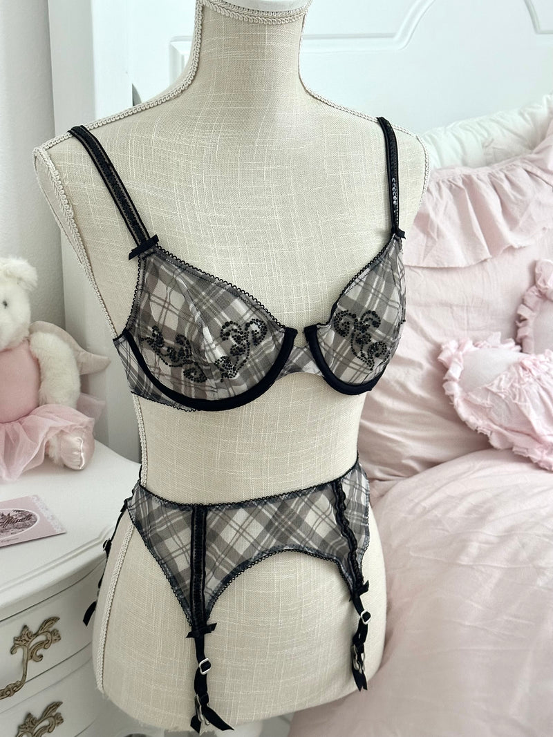Vintage 2007 Victoria’s Secret Very Sexy Plaid Rhinestone Bra & Garter Set NWT 36 B/ XS/S