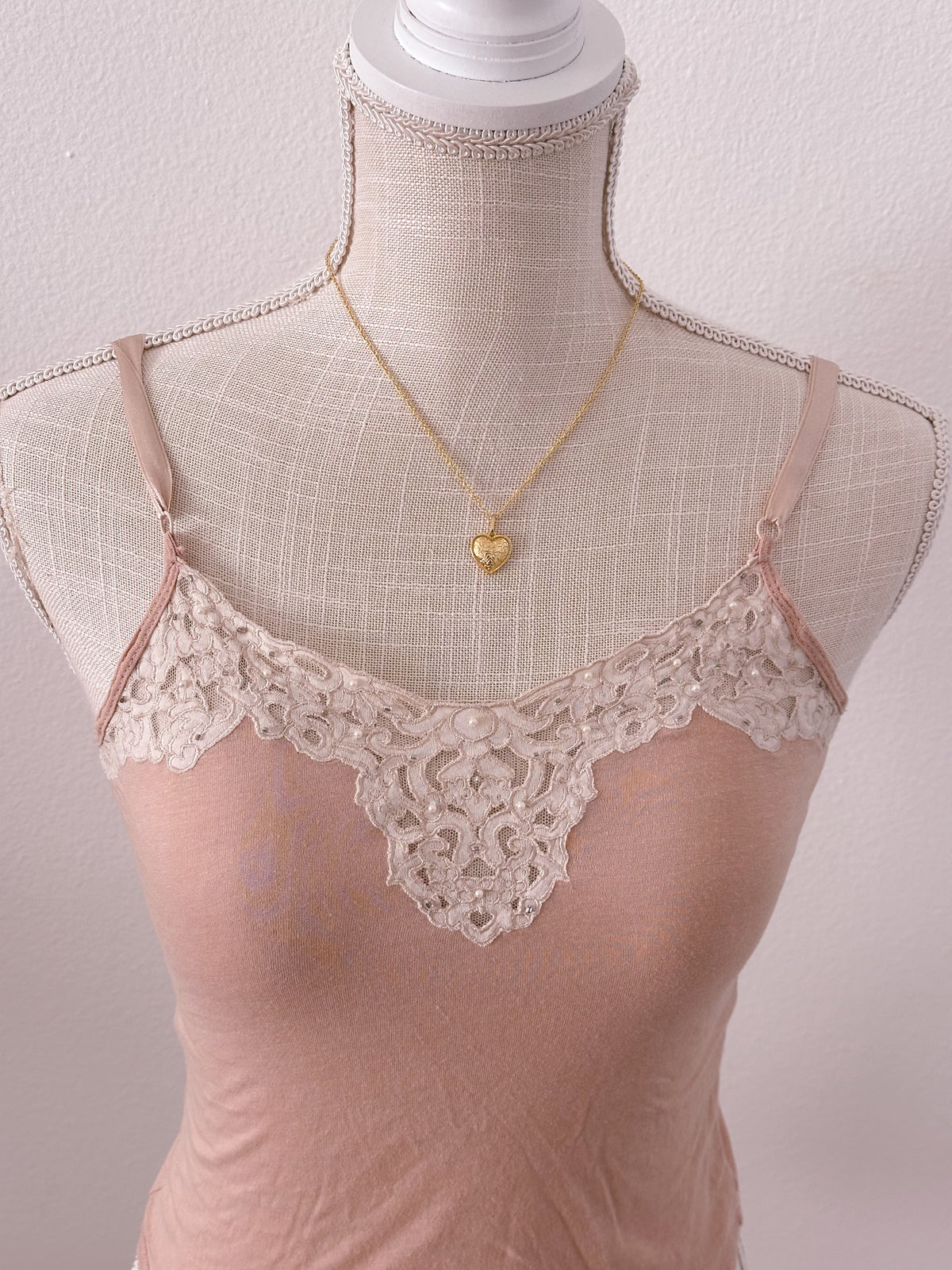Vintage Abercrombie nude pink cami tank top size: XS