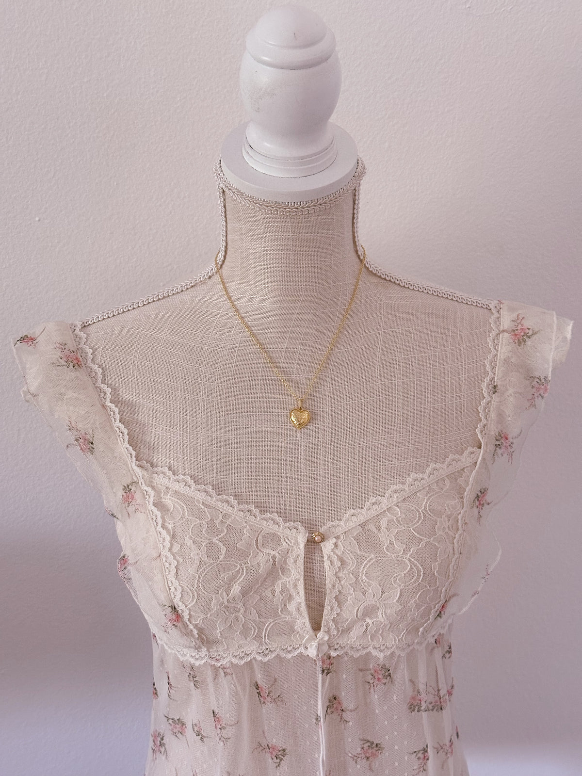 Victoria's Secret White floral Babydoll top size: S