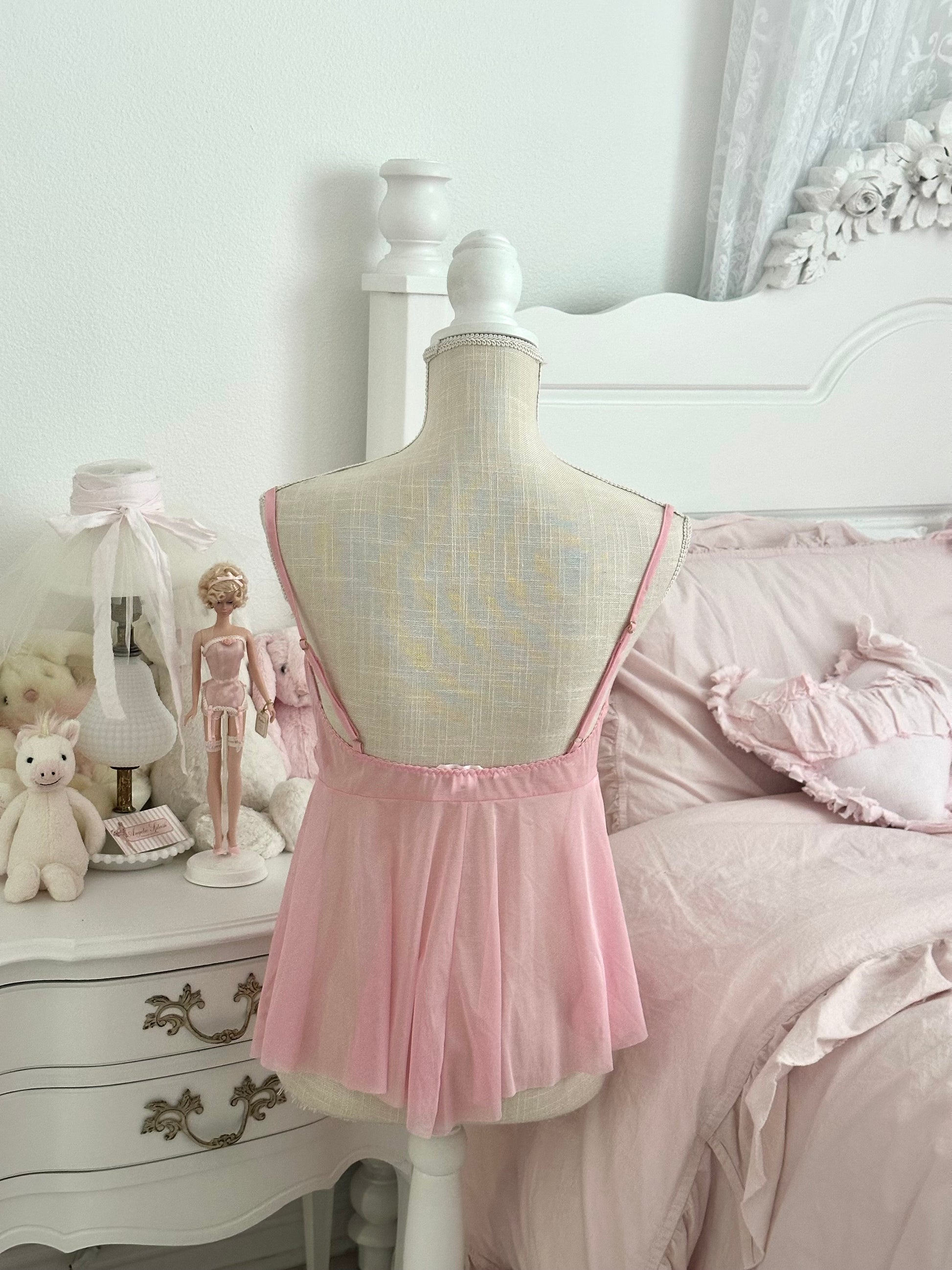 Vintage 2004 Victoria’s Secret Pink Whimsical Tiered Cami Top Size: M