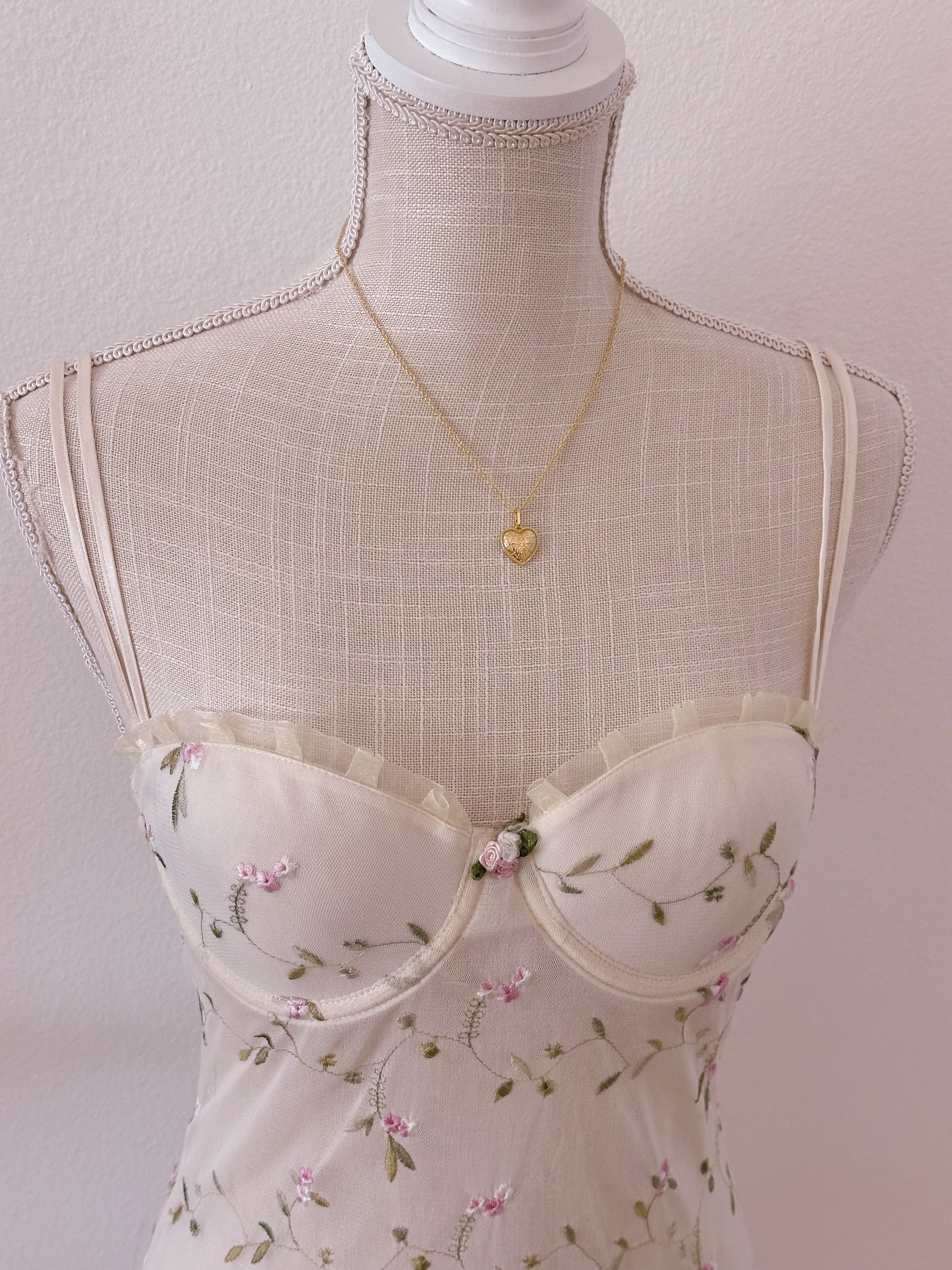 Vintage cream/white floral babydoll slip dress
