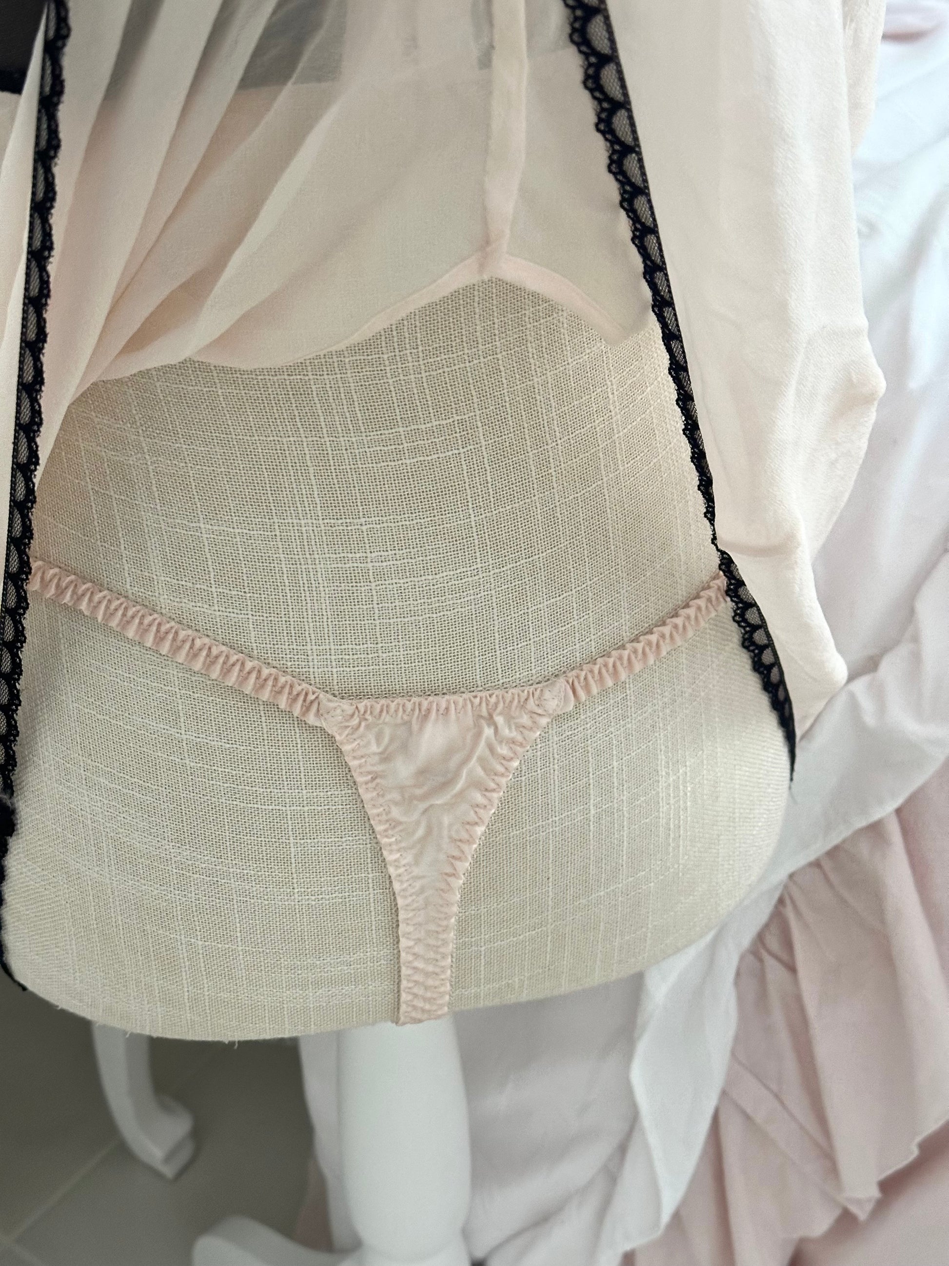 Vintage 2002 Victoria’s Secret Silk Chemise & Thong Set Size: L