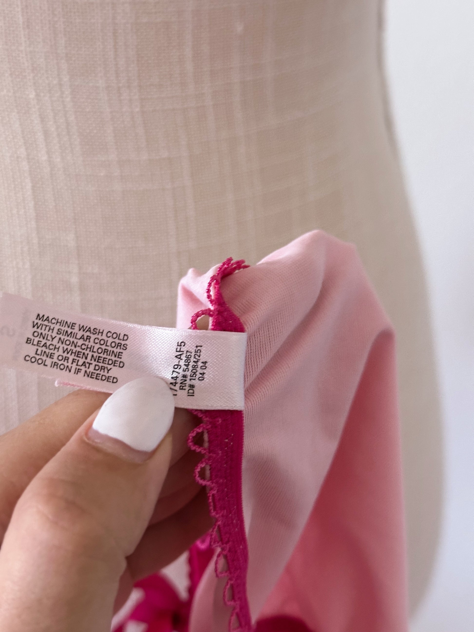 Vintage Victoria's Secret Pink 2 piece lingerie set size: 34 A / S