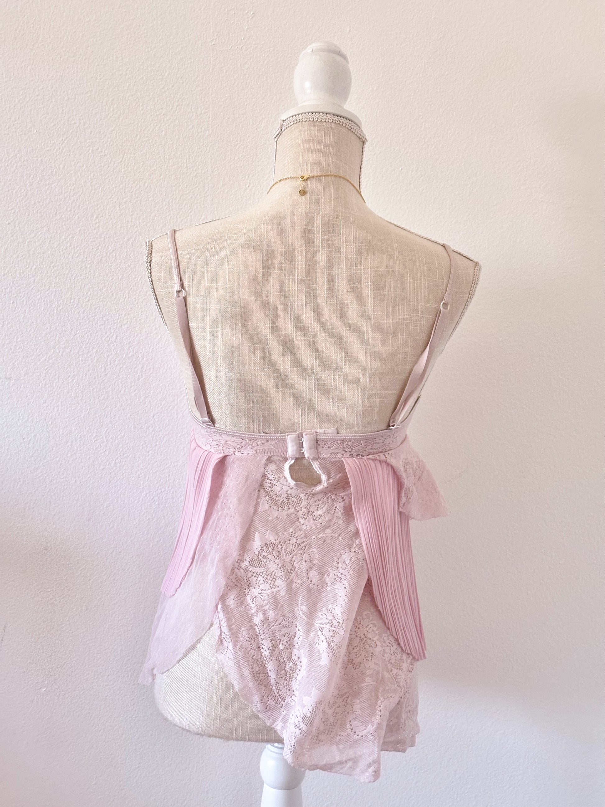 Vintage 2005 Victoria’s Secret Shabby Chic Babydoll Cami Top Size: 36B (Fits 34C)