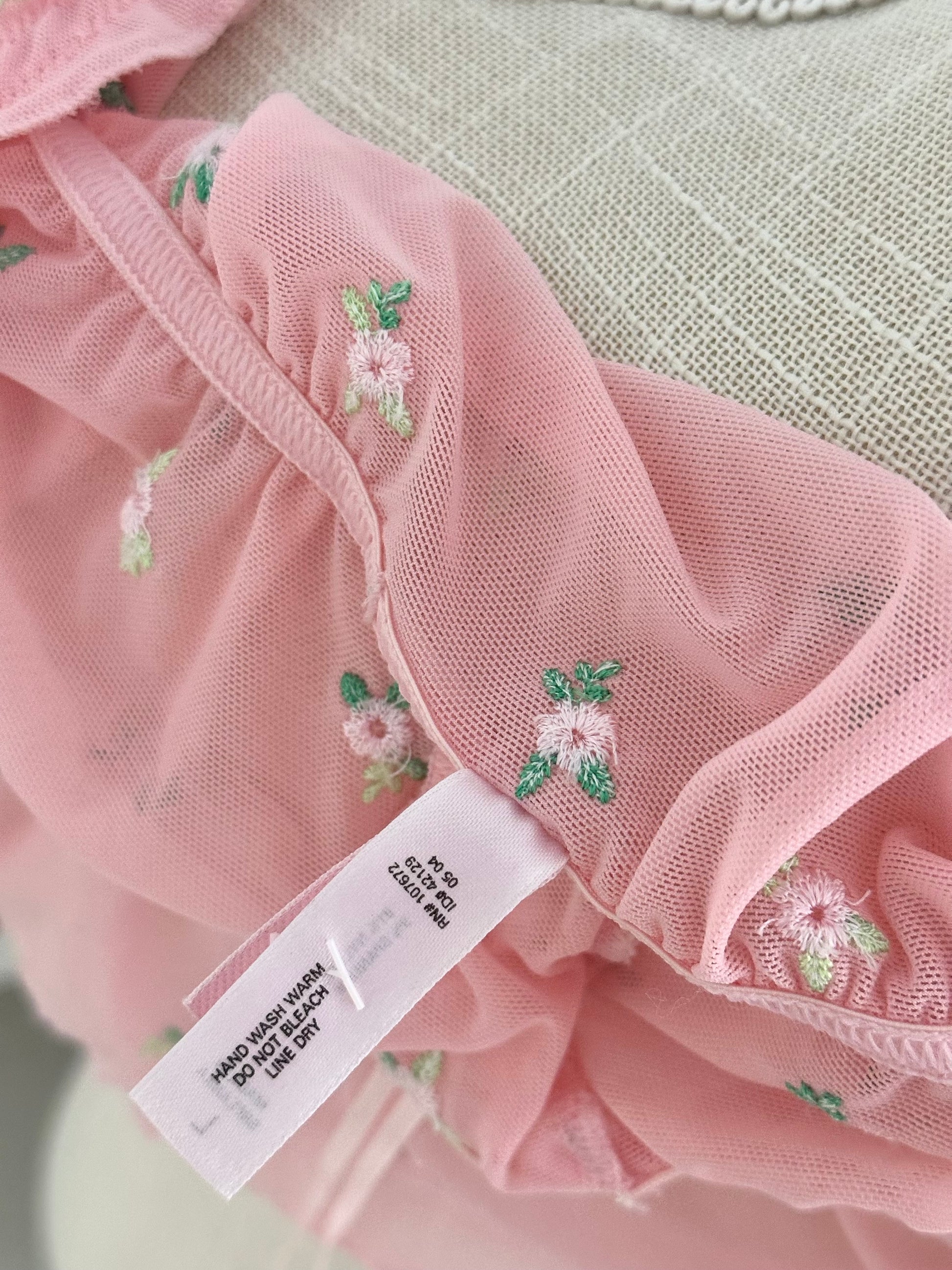 Vintage 2004 Victoria’s Secret Pink Milkmaid Cami Top Size: L