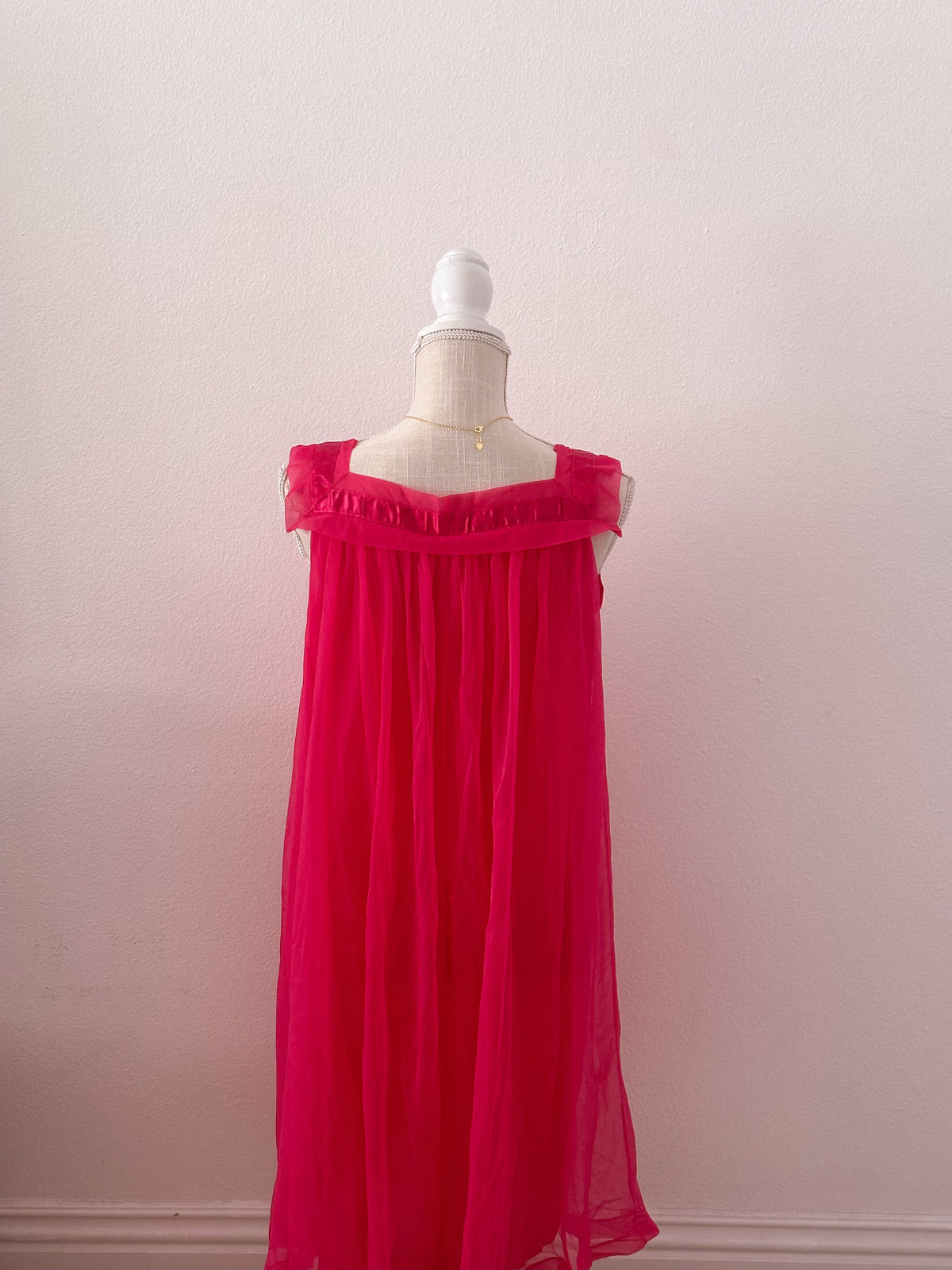 Vintage hot pink nightgown, slip dress size: M