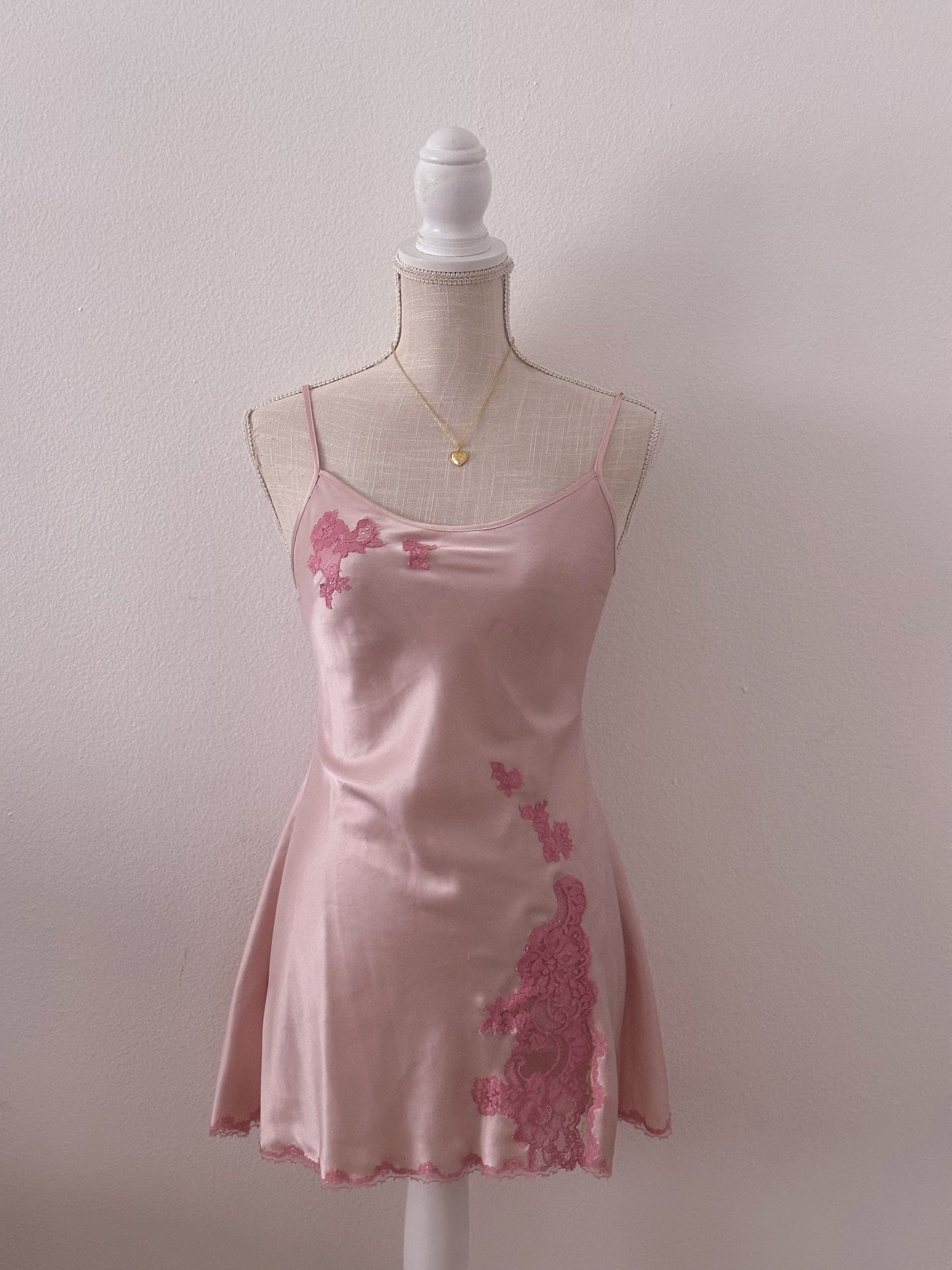 Vintage Victoria's Secret Pink Fashion Show night gown size: M