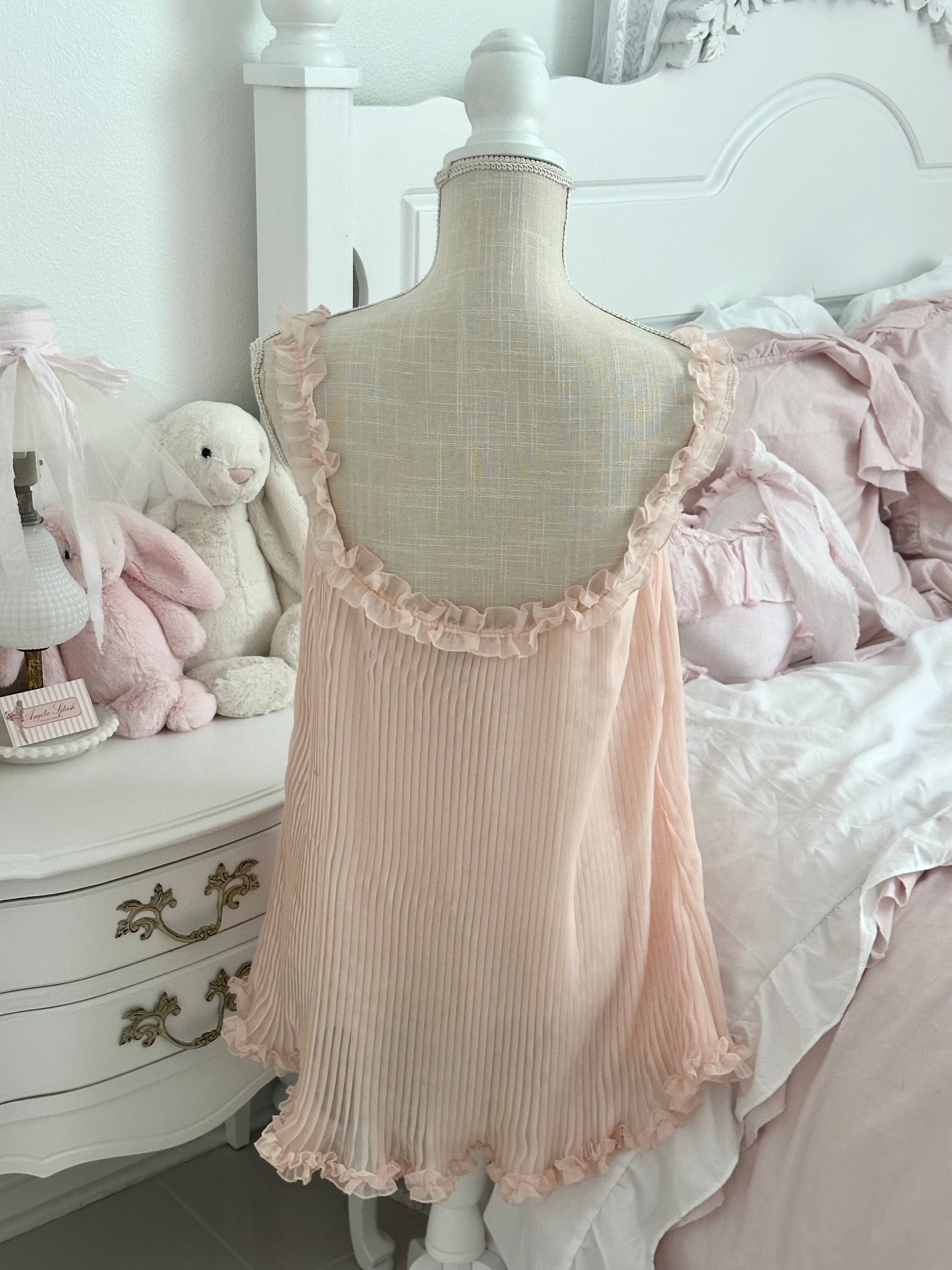 Vintage 2010 Victoria’s Secret Bella Hadid Peach Ruffle Babydoll Dress Size: M