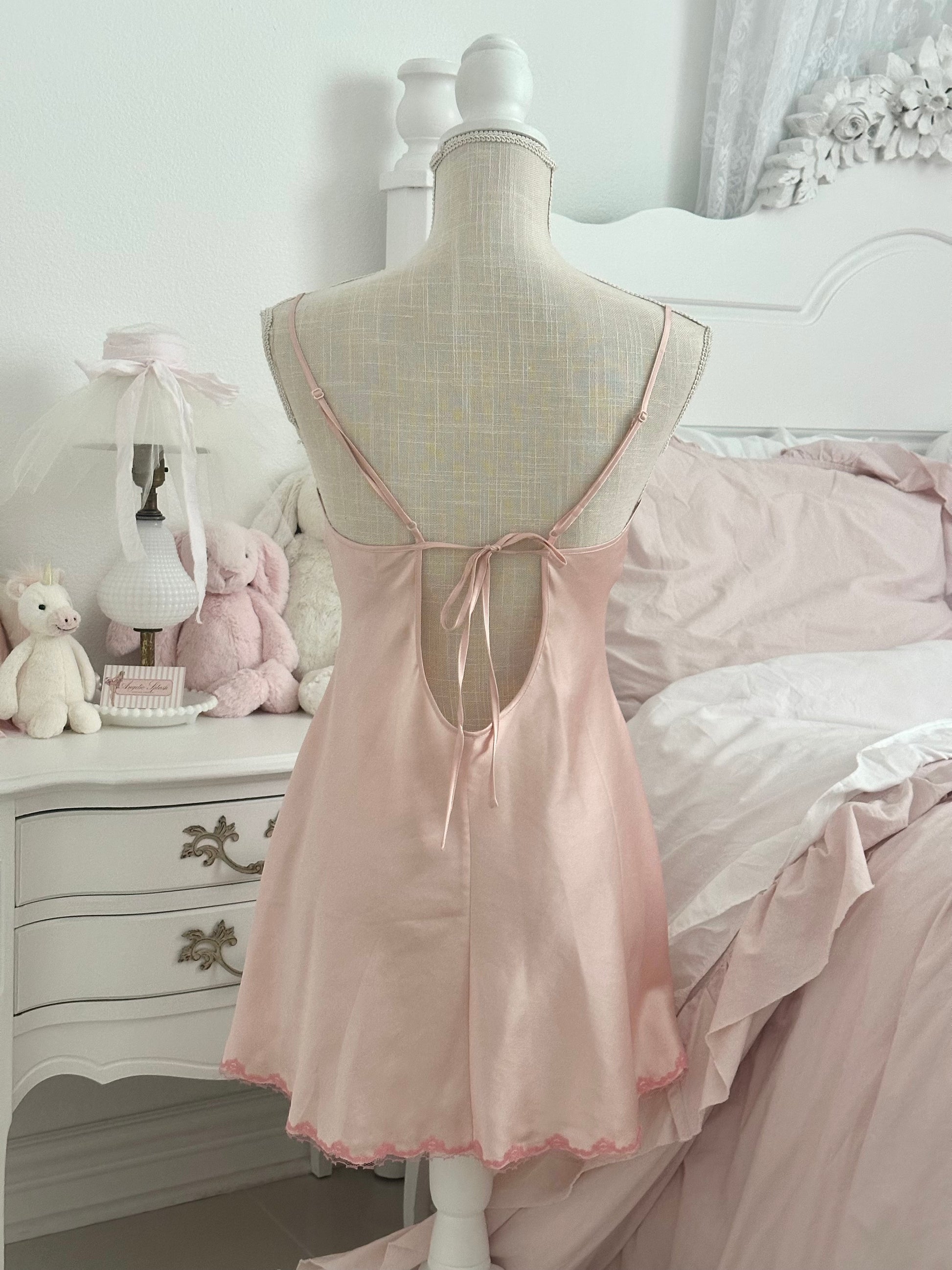 Vintage 2003 Victoria’s Secret Pink Slip Dress Size: M (Fits S)