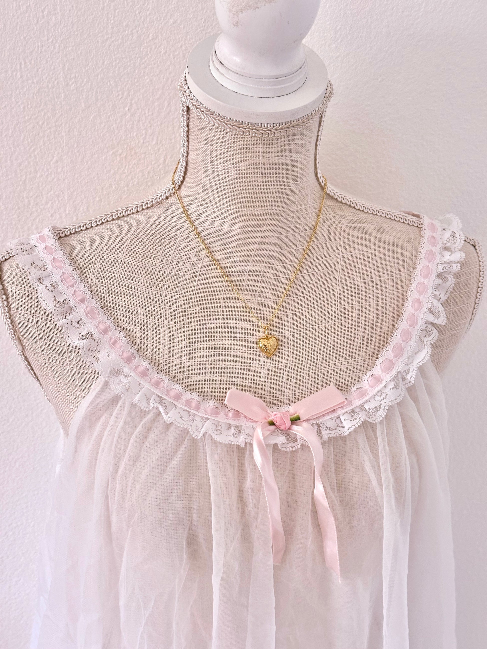 Vintage authentic 1950s Tosca white & pink babydoll lingerie Size: M