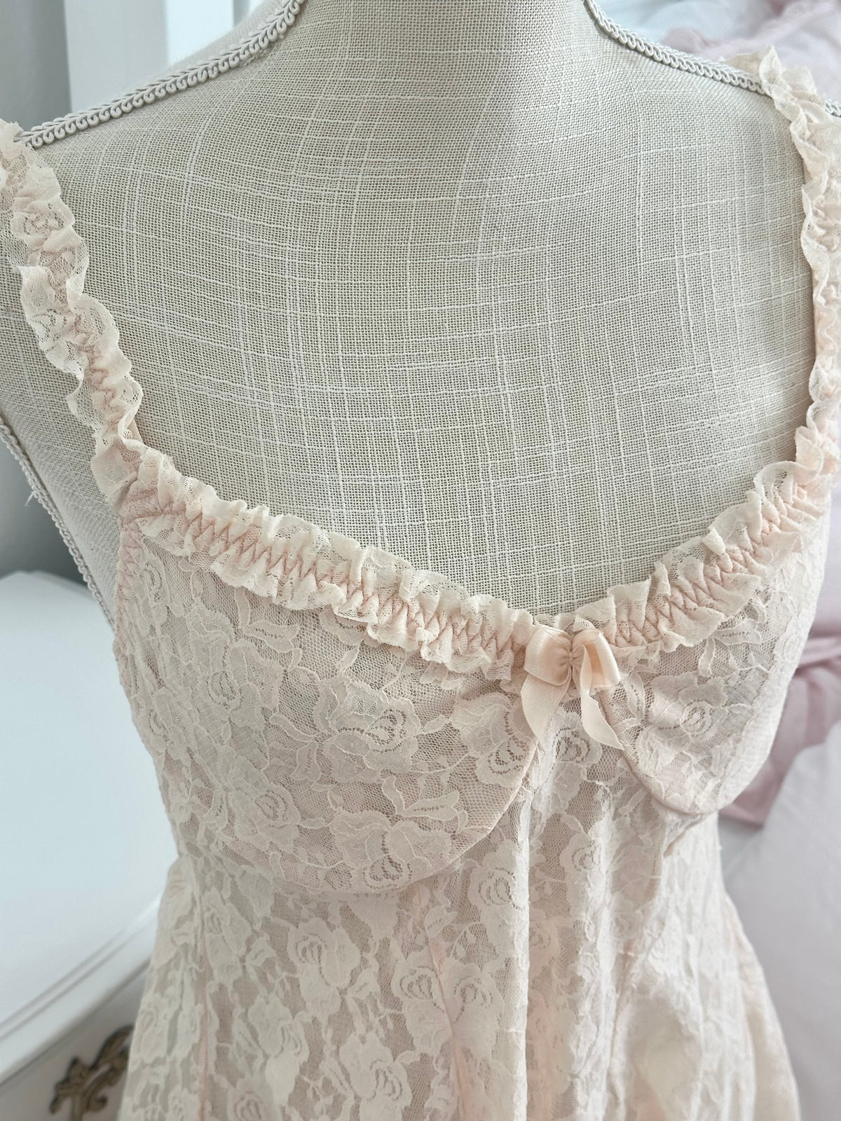 Vintage Cinema Etoile Peach Blush Sheer Lace Slip Dress Size: M
