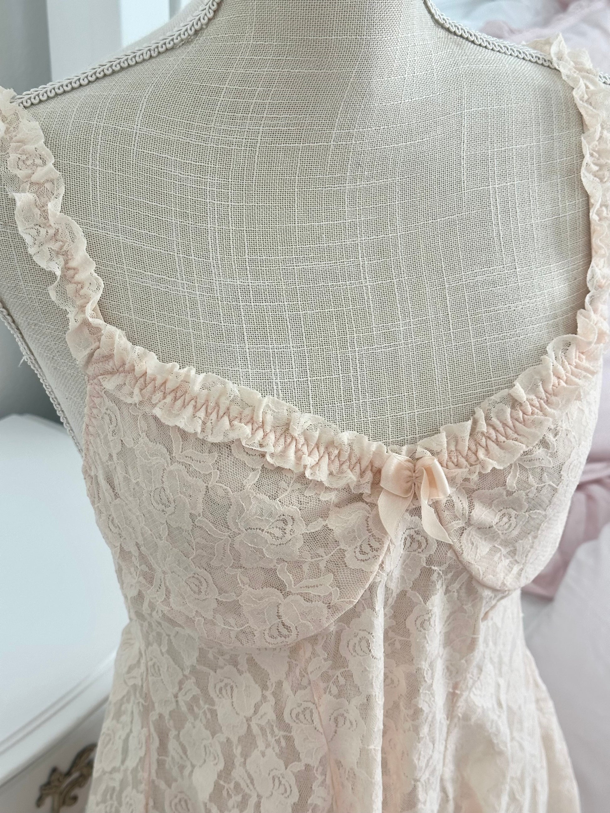 Vintage Cinema Etoile Peach Blush Sheer Lace Slip Dress Size: M