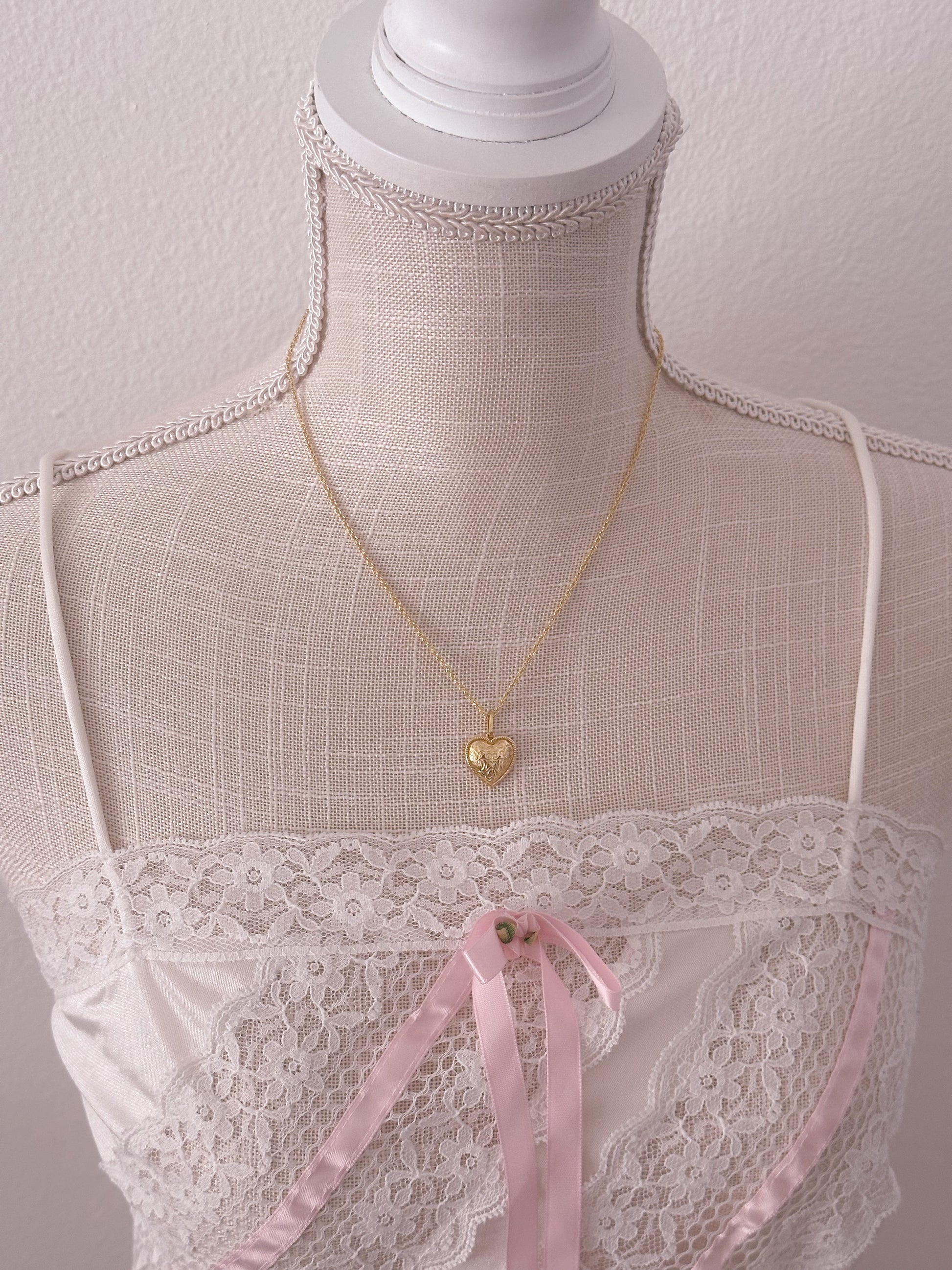 Vintage 1970s shabby chic cami top size: XS