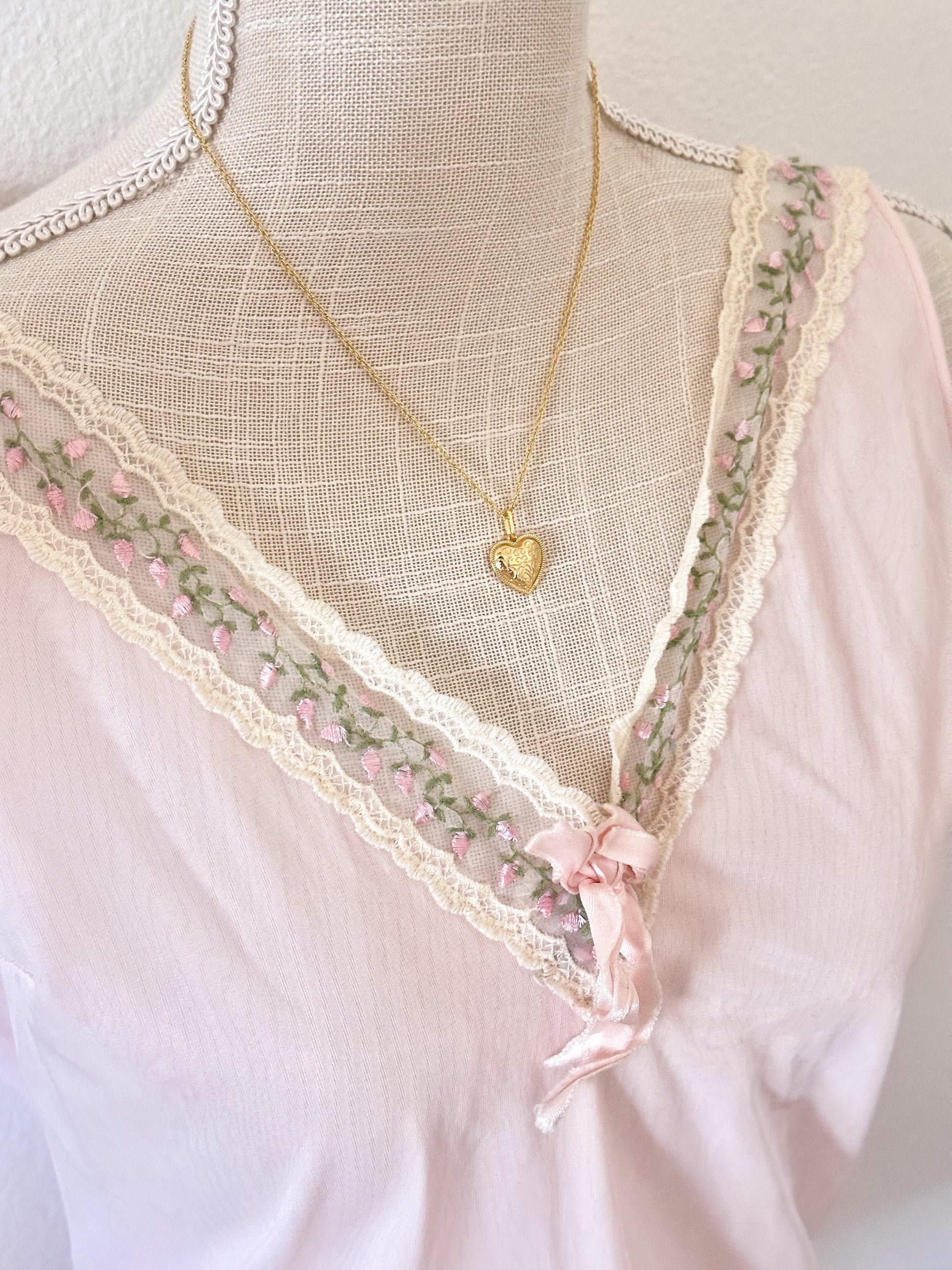 Authentic 1950s Miss Elaine Pink Shabby Chic Babydoll Nightgown Size: S