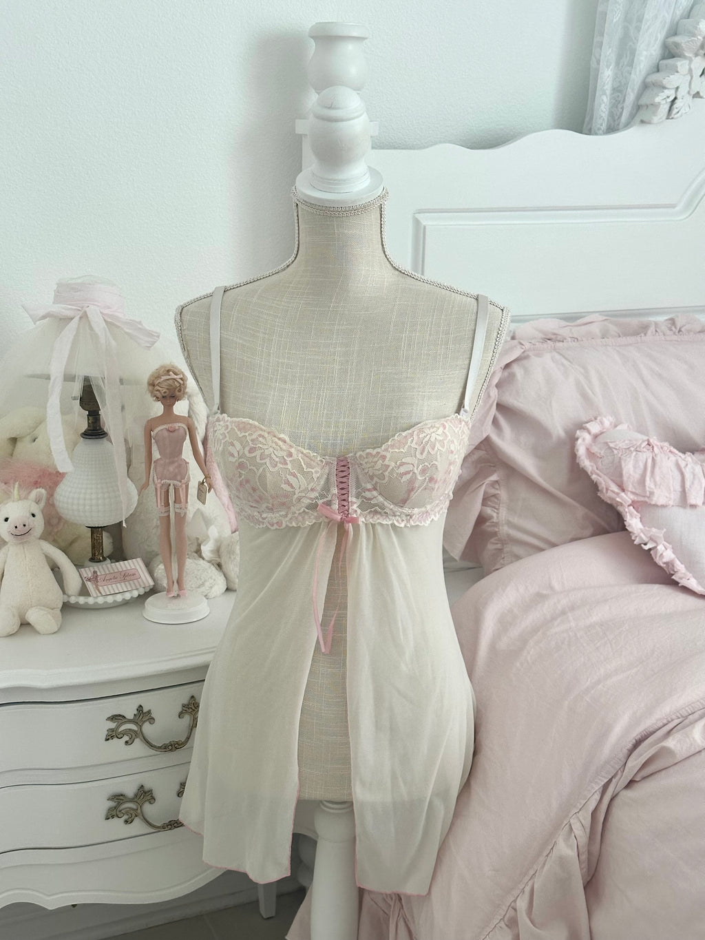 2000s Native Intimates White & Pink Floral Sheer Babydoll Top Size: 34C