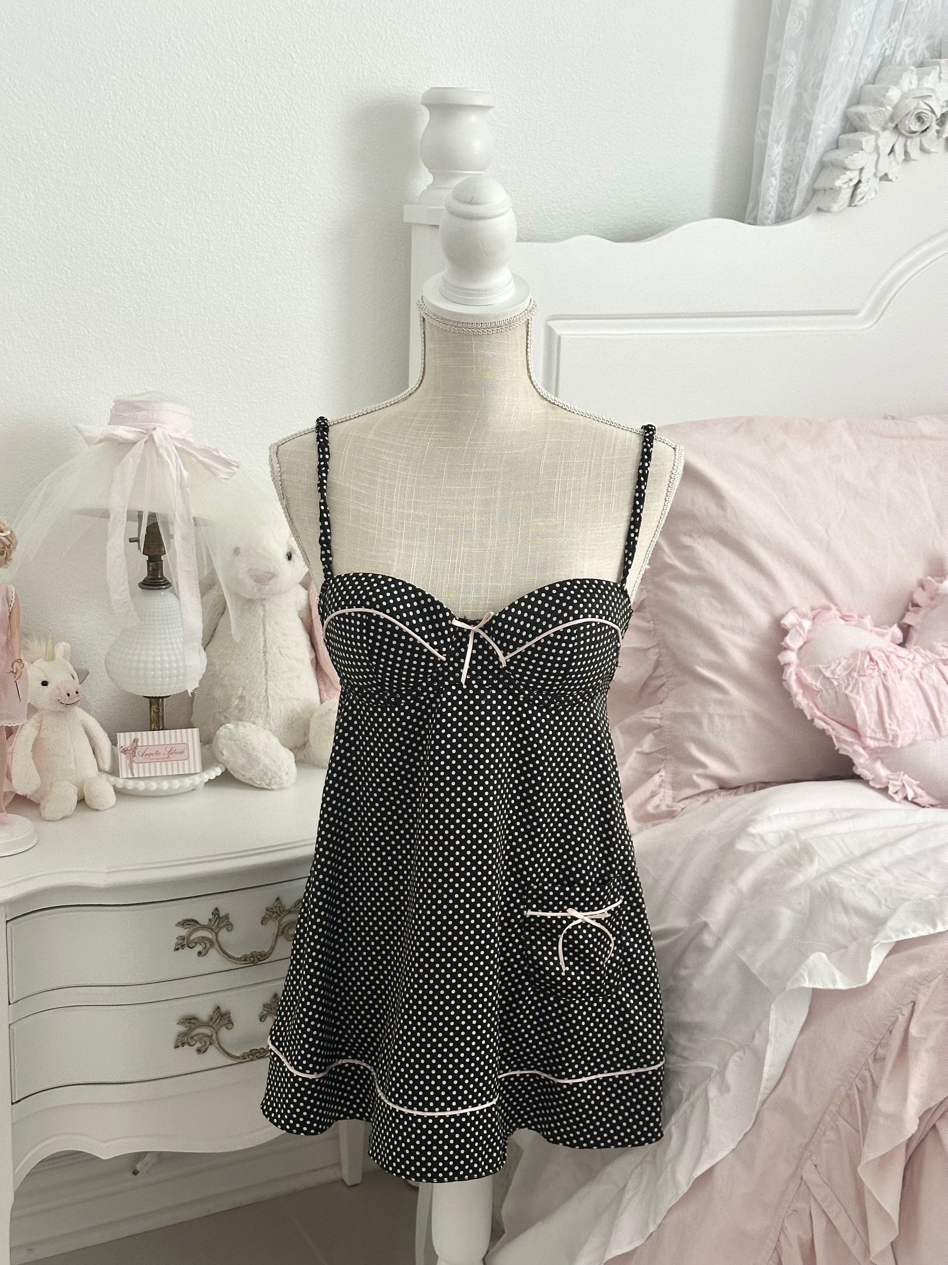 Vintage 2009 Victoria’s Secret Black & Pink Polka Dot Babydoll Set with Thong NWT Size: 34C