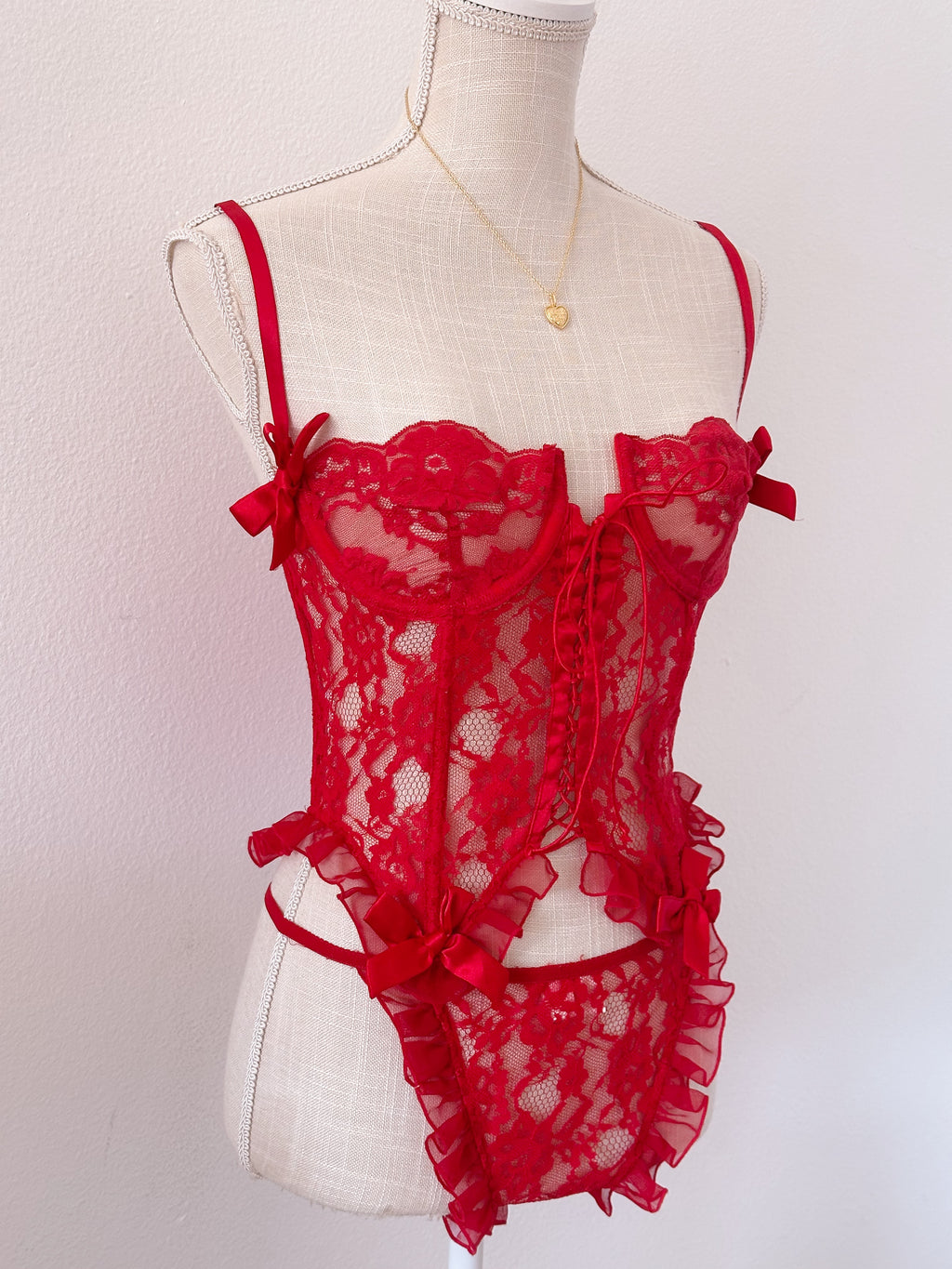 Vintage Victoria's Secret 1970s Gold tag red lingerie set
