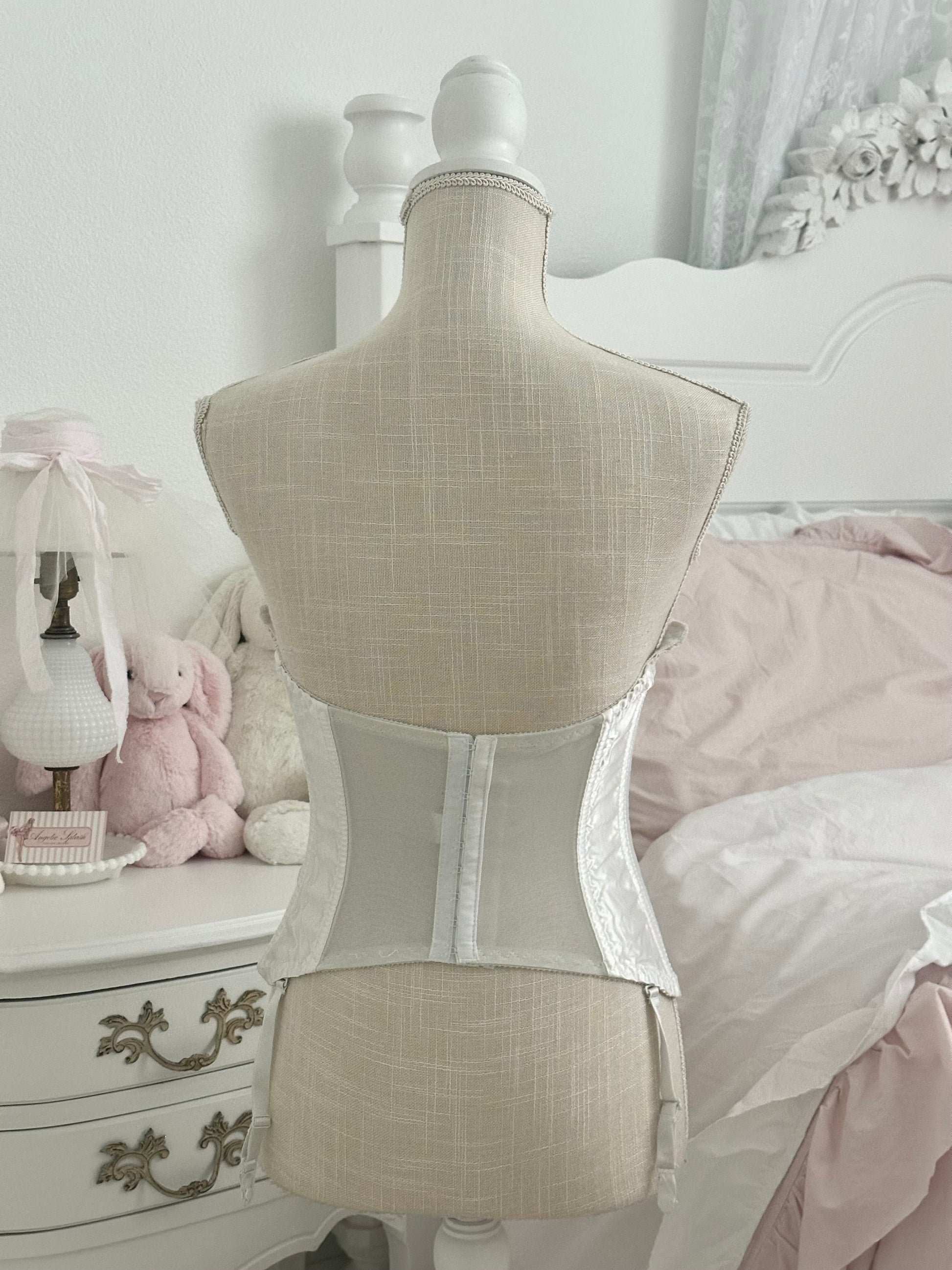 Vintage Frederick’s of Hollywood White Floral Underbust Corset Size: S/M