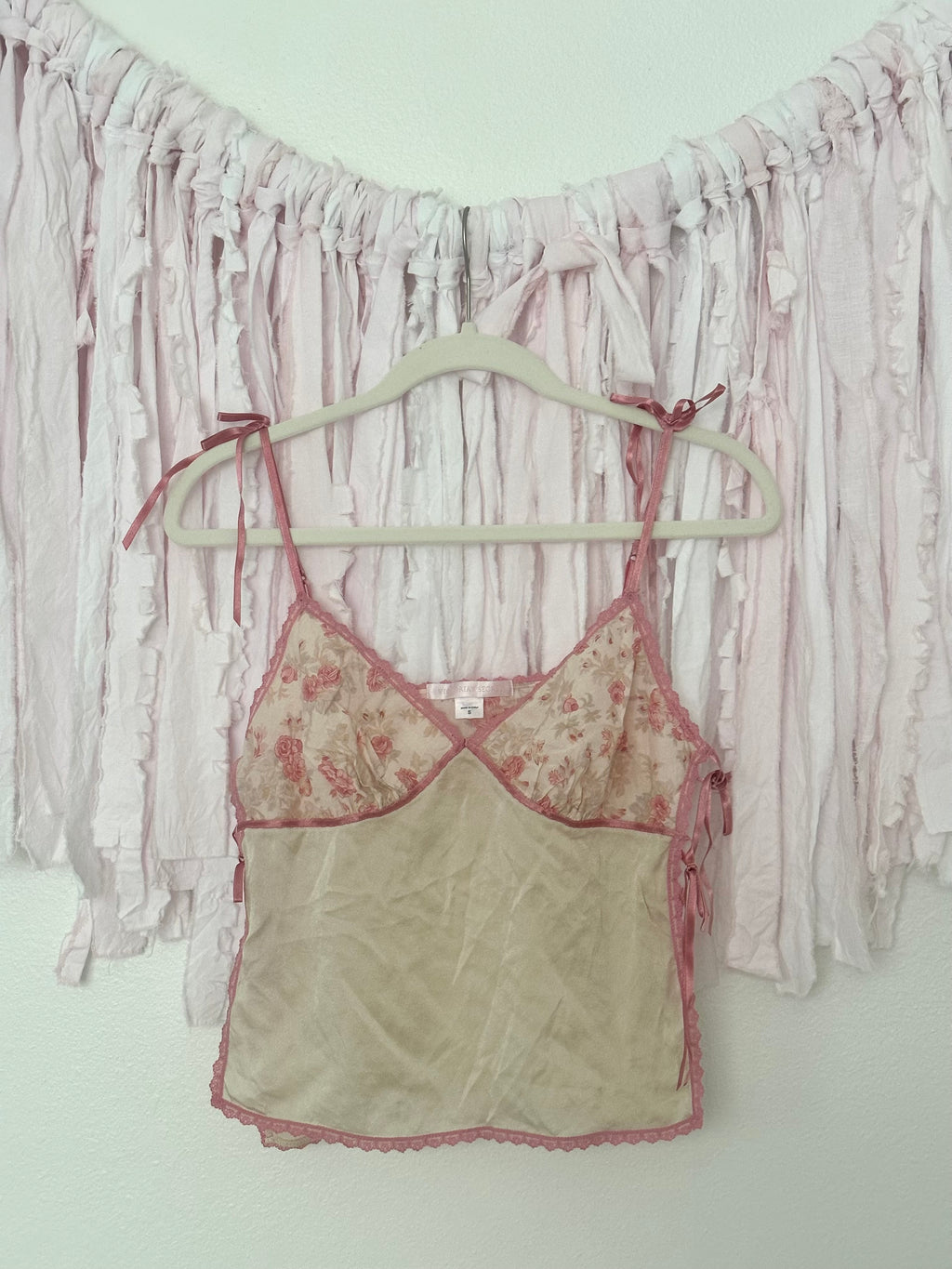 Vintage 2003 Victoria’s Secret Silk Floral Ribbon Cami Top Size: S