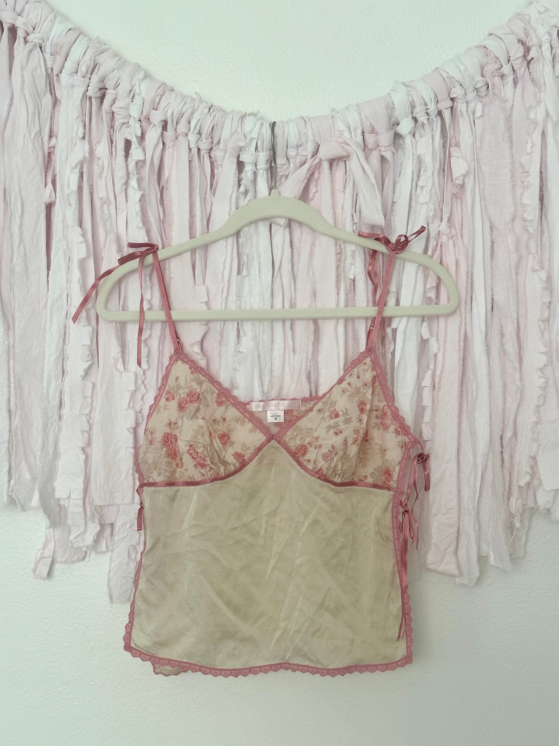 Vintage 2003 Victoria’s Secret Silk Floral Ribbon Cami Top Size: S