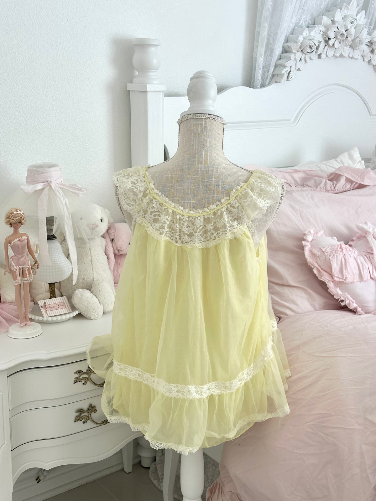 Vintage 1950s Aristocraft Yellow Nylon Lace Babydoll Fits Size: S
