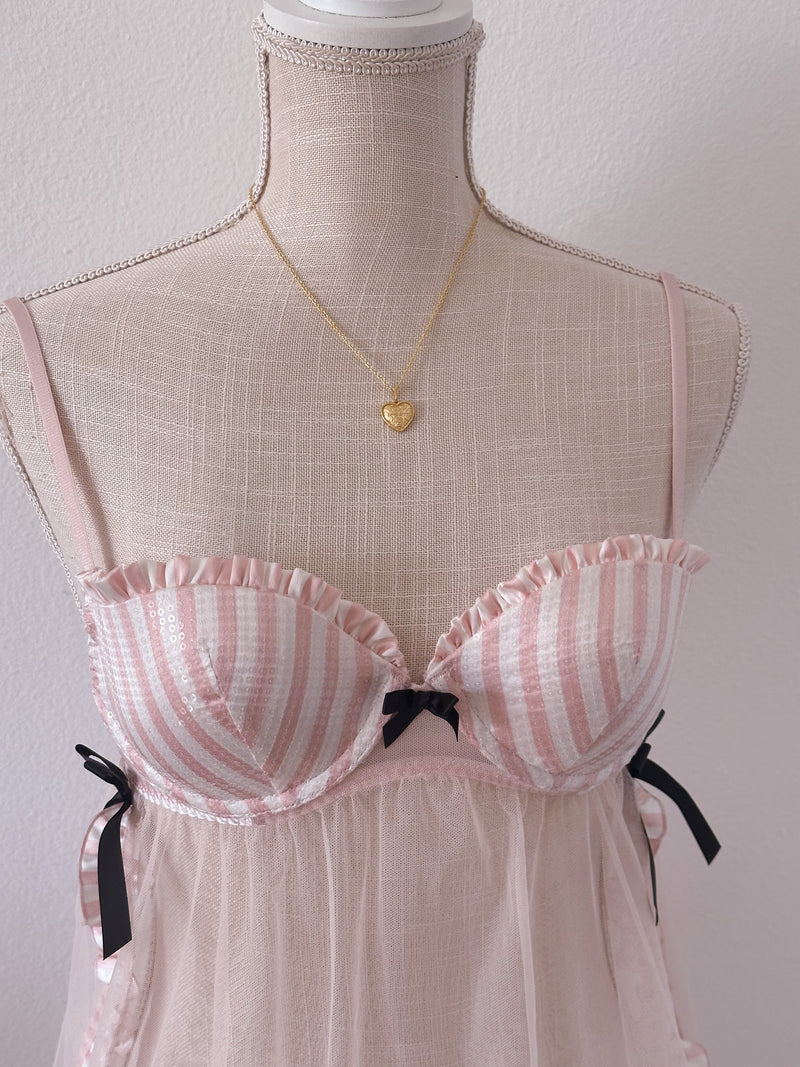 Vintage Victoria's Secret London Exclusive Angels babydoll top Size: 34 B