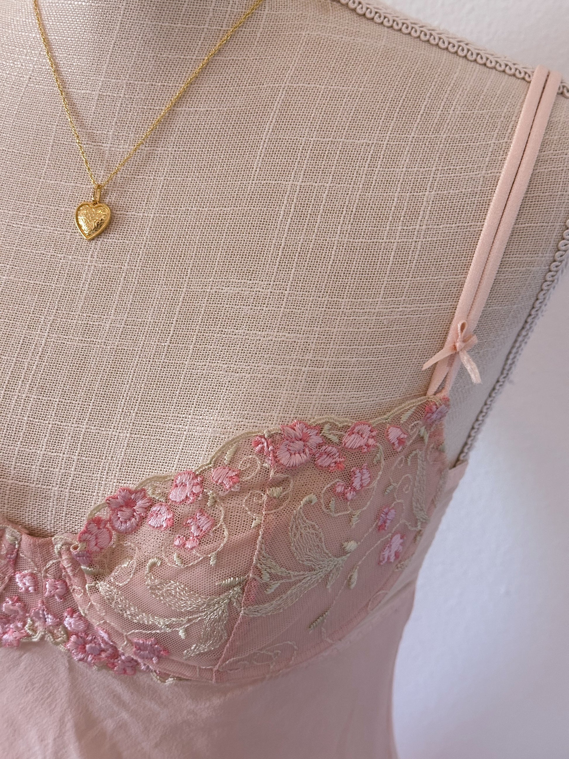 Vintage Victoria's Secret 1990s floral babydoll slip dress size: 34 B