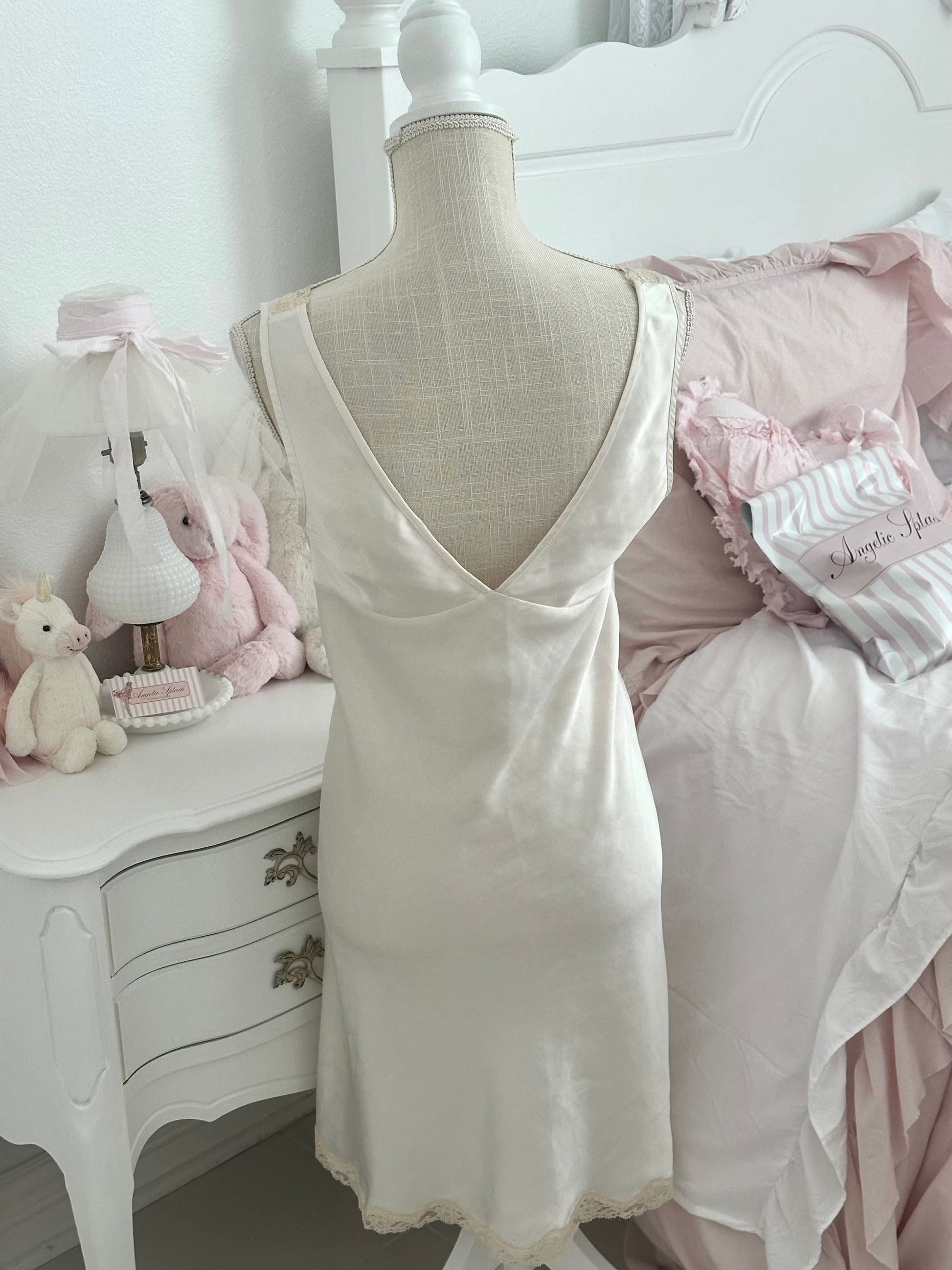 Vintage 2007 Victoria’s Secret White Satin Slip Dress Nightgown Size: S