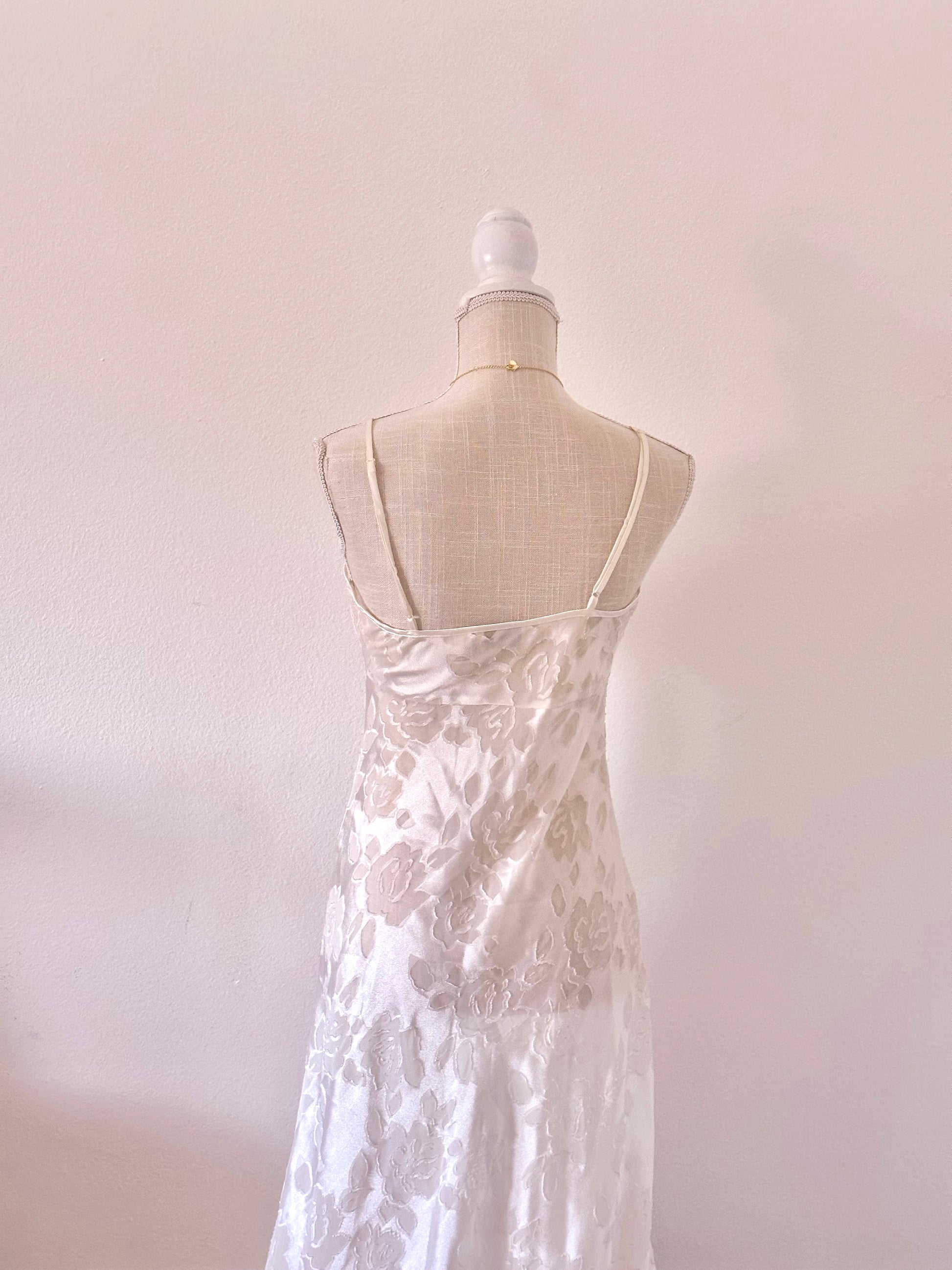 Vintage 1980s Gold Tag Victoria’s Secret White Maxi Slip Dress Size: S