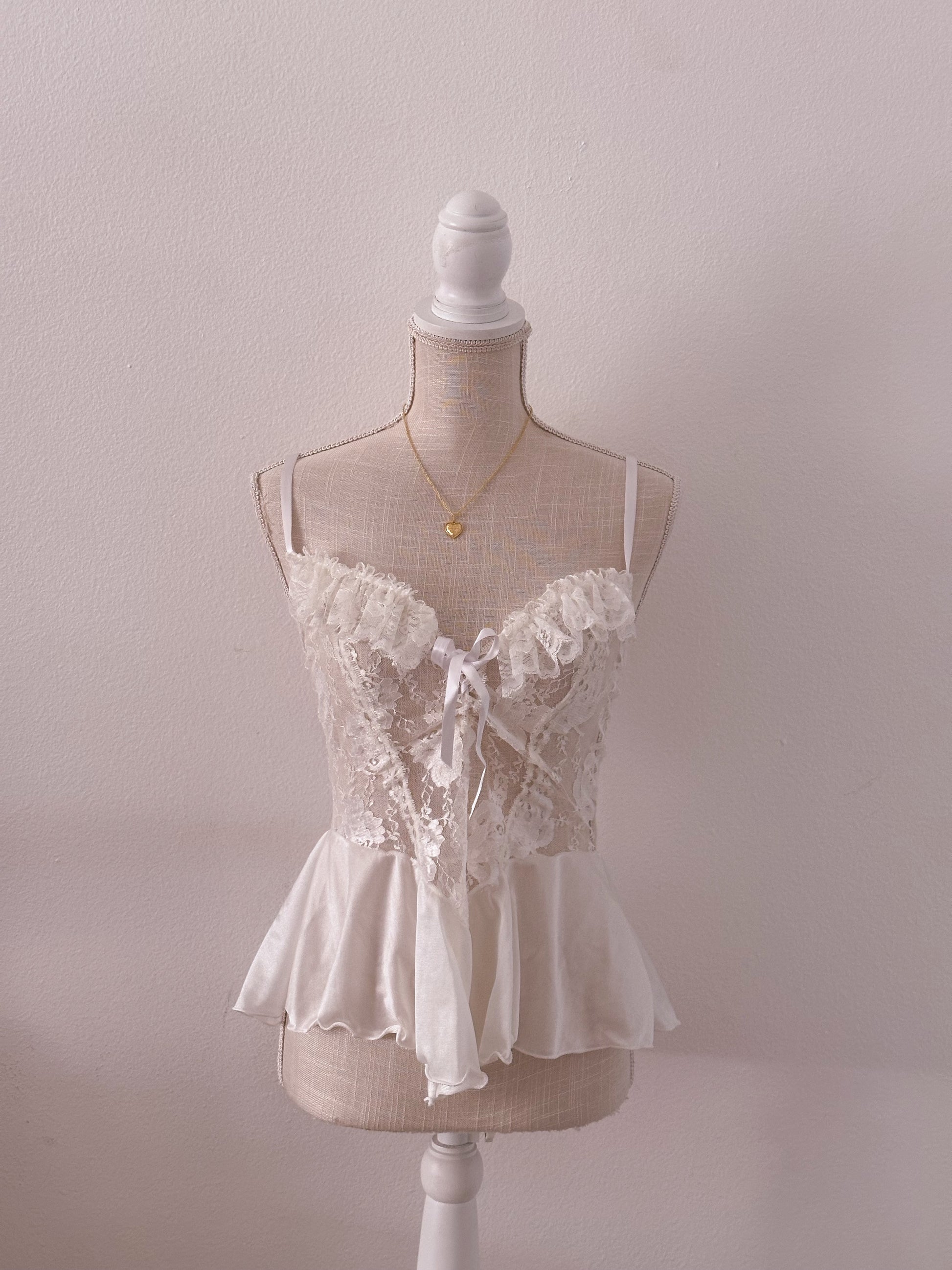 Vintage 1990s Cinema Etoile white lace babydoll cami Size: S