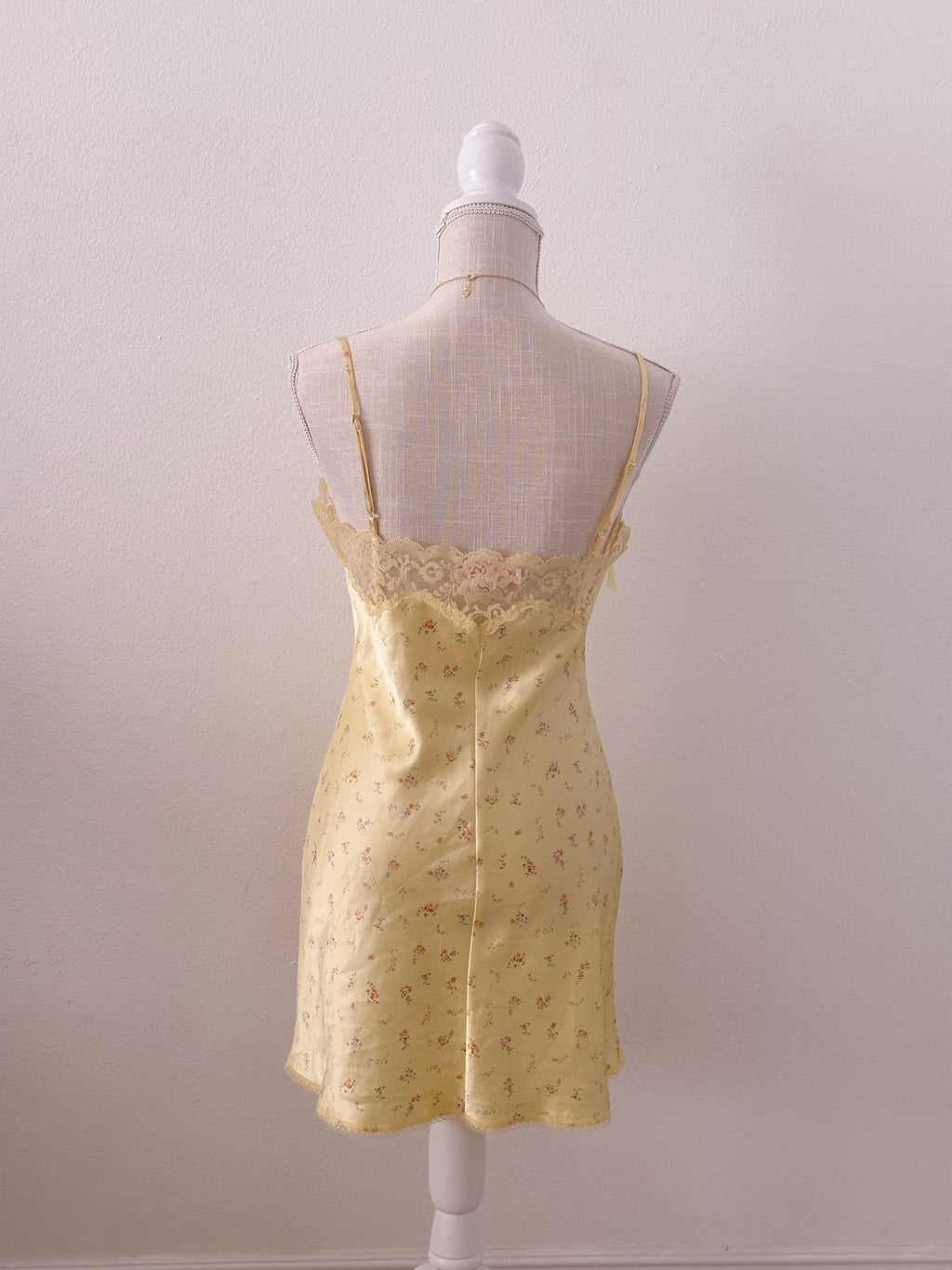 Vintage Victoria's Secret yellow floral Pinterest slip dress size: S