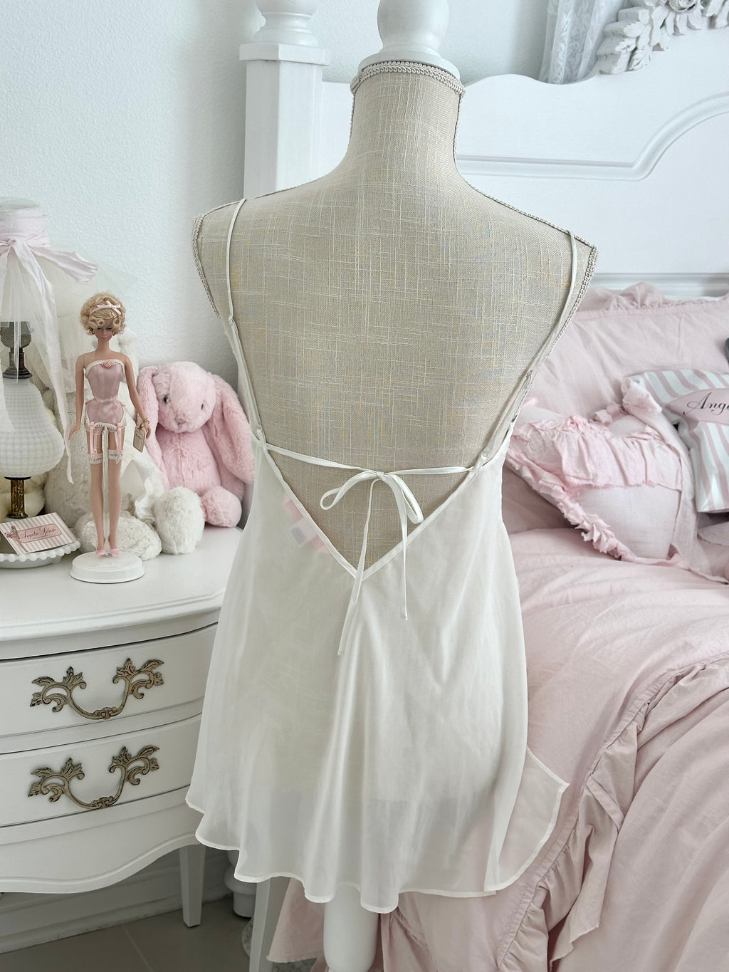 Vintage 2000 Victoria’s Secret White Sheer Open Back Babydoll Slip Dress Size: XS