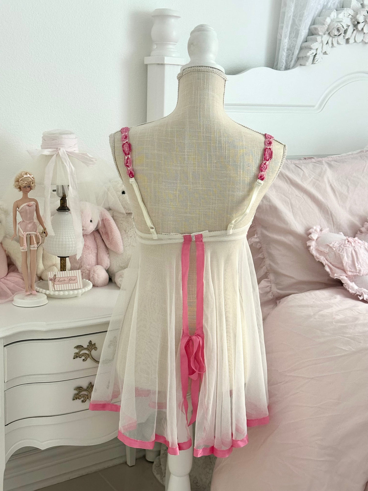 Vintage 1996 Victoria’s Secret Runway White & Pink Floral Babydoll Dress: 34B