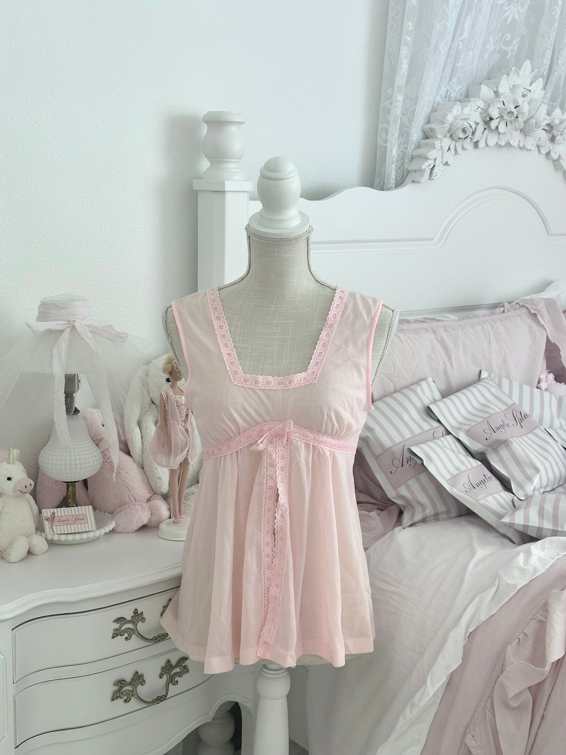 Authentic 1950s Formfit Rogers Pink Nylon Milkmaid Cami Top Size: XS/S