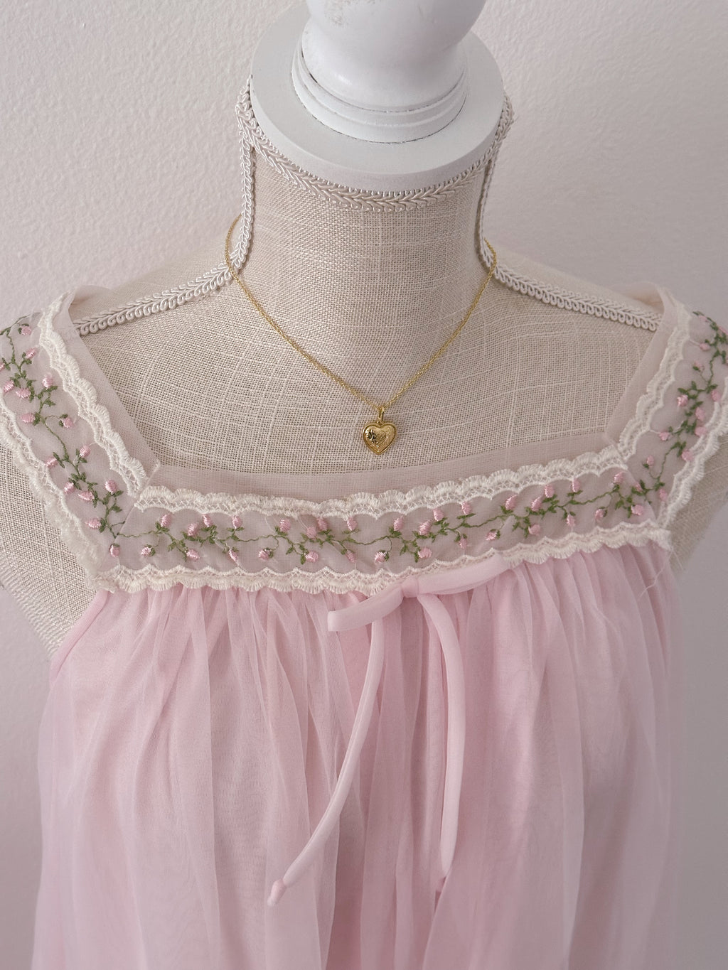 Vintage 1960s Pink Babydoll slip dress nightgown size: M